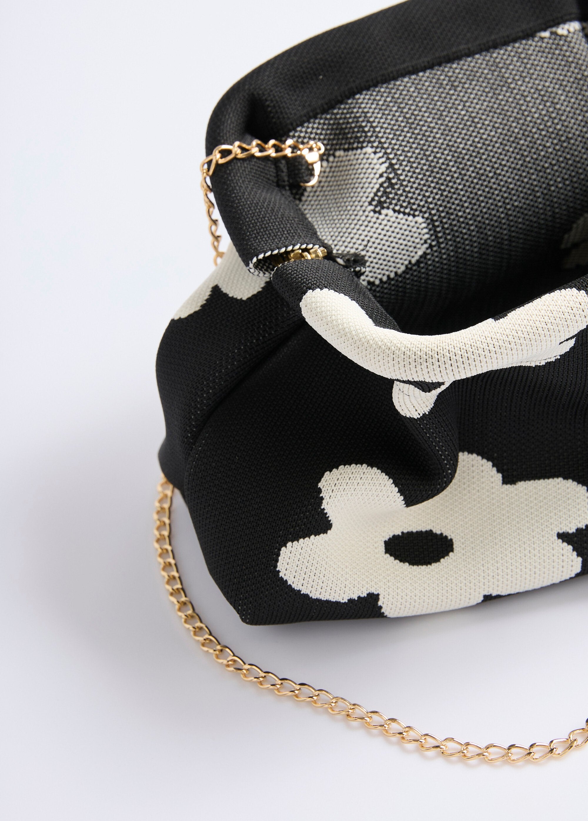 Bolsa_de_malha,_fecho_rígido_e_corrente_Noir_et_blanc_DE1_slim