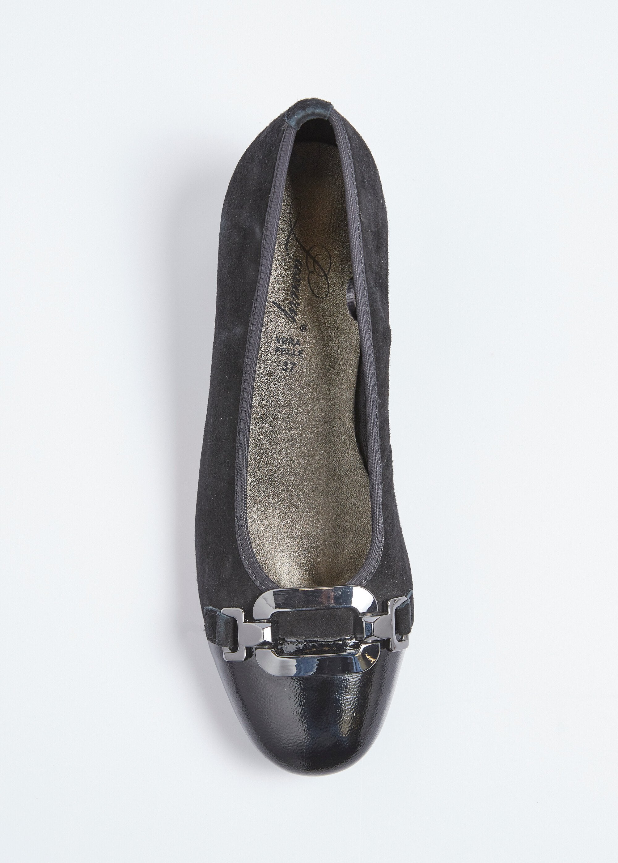 Saltos_de_bailarina_em_camurça_e_couro_envernizado_Noir_OV1_slim