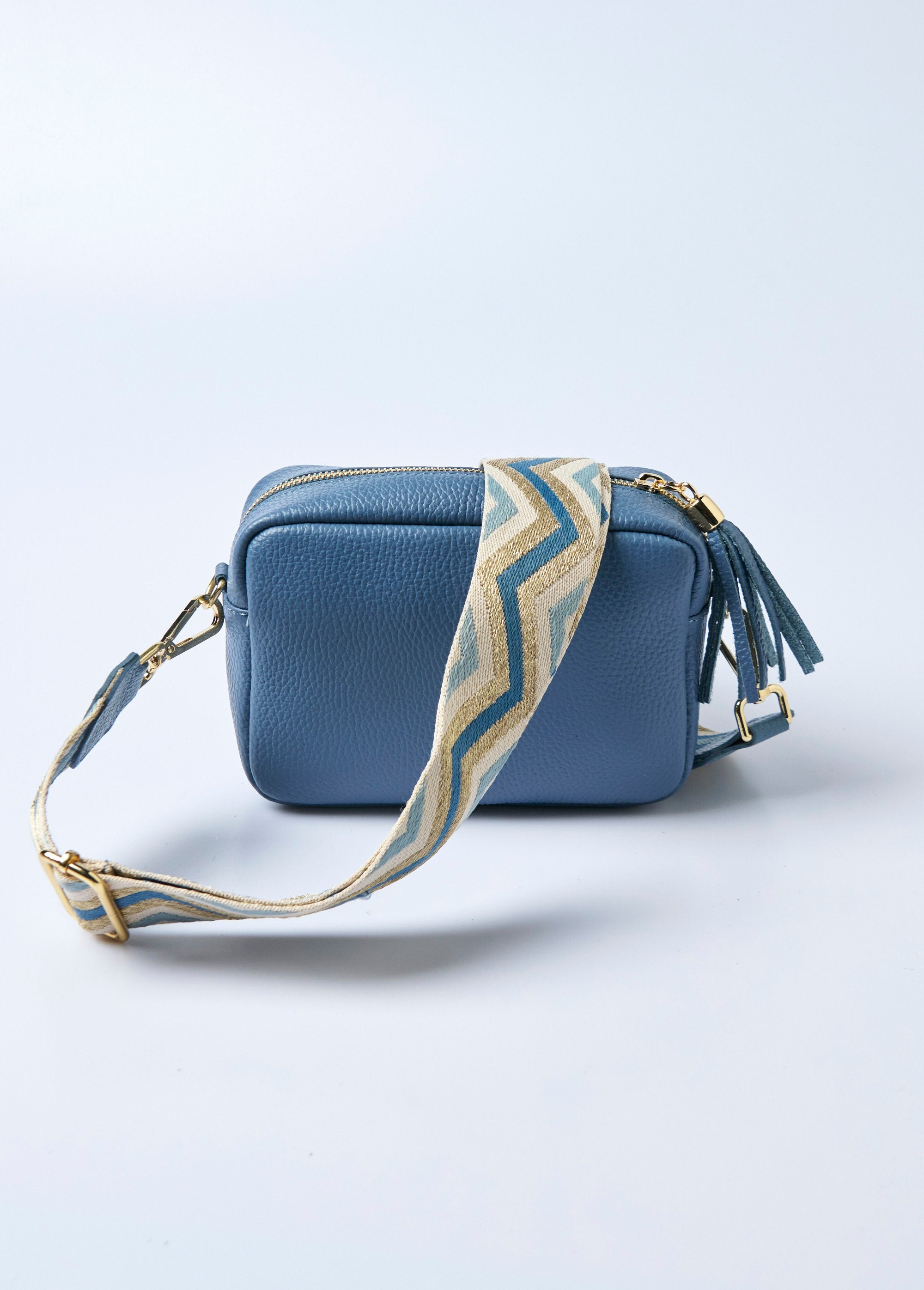 Alça_de_bolsa_trançada_em_espinha_de_peixe_Bleu_DE1_slim
