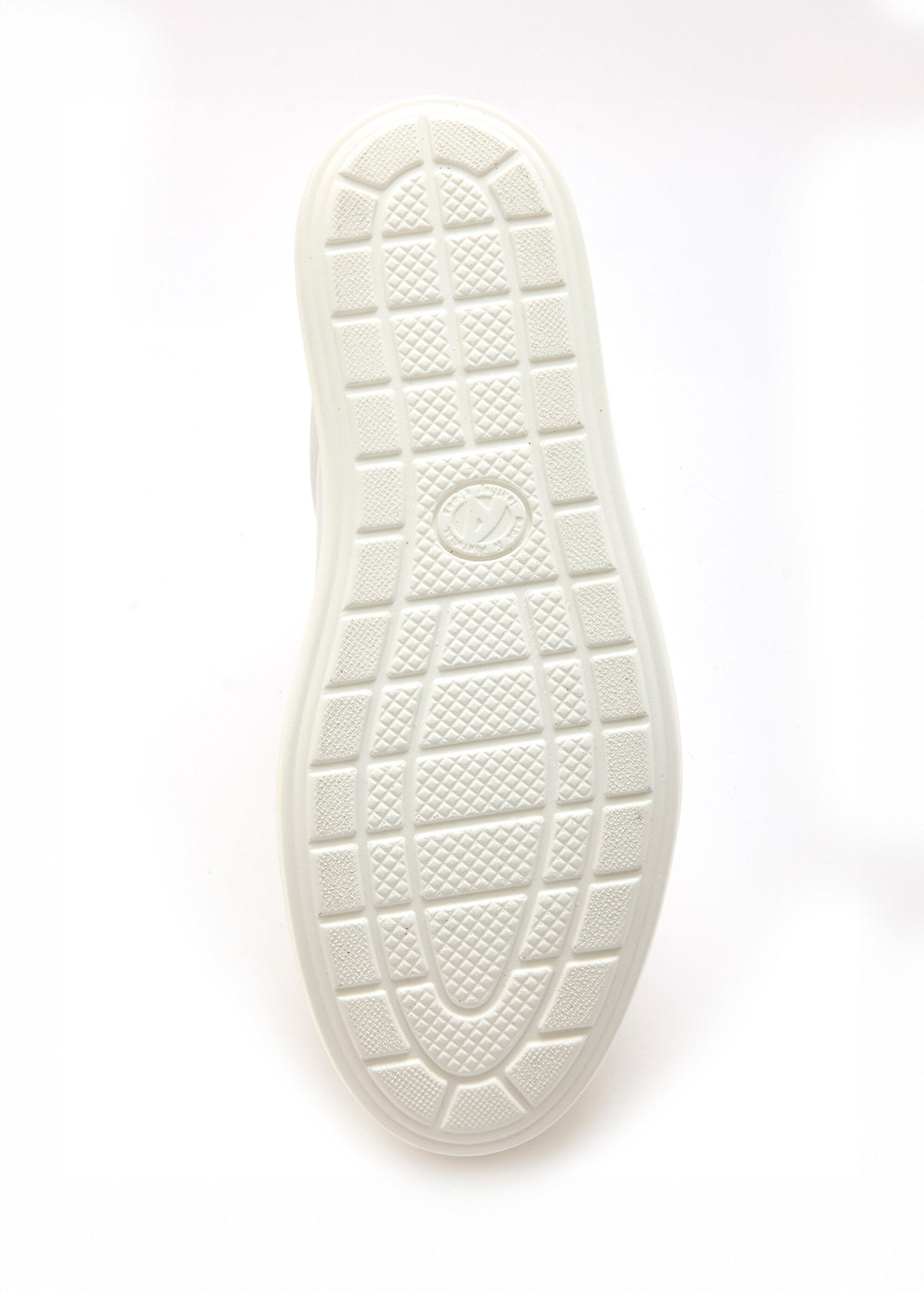 Tênis_de_couro_com_cadarço_e_zíper,_detalhe_no_calcanhar_Blanc_UN1_slim