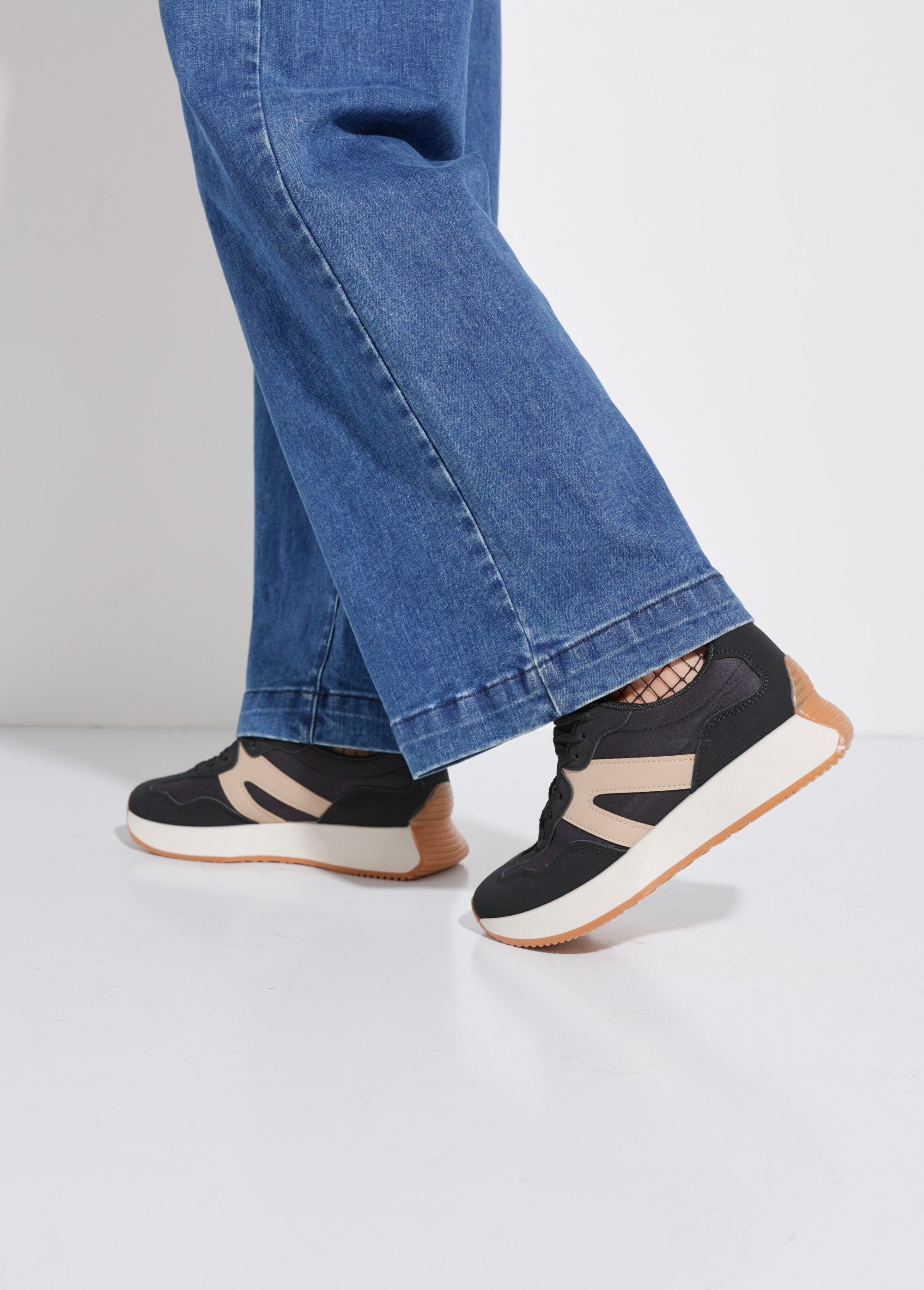 Sapatilhas_jogger_com_plataforma_Noir_SF1_slim