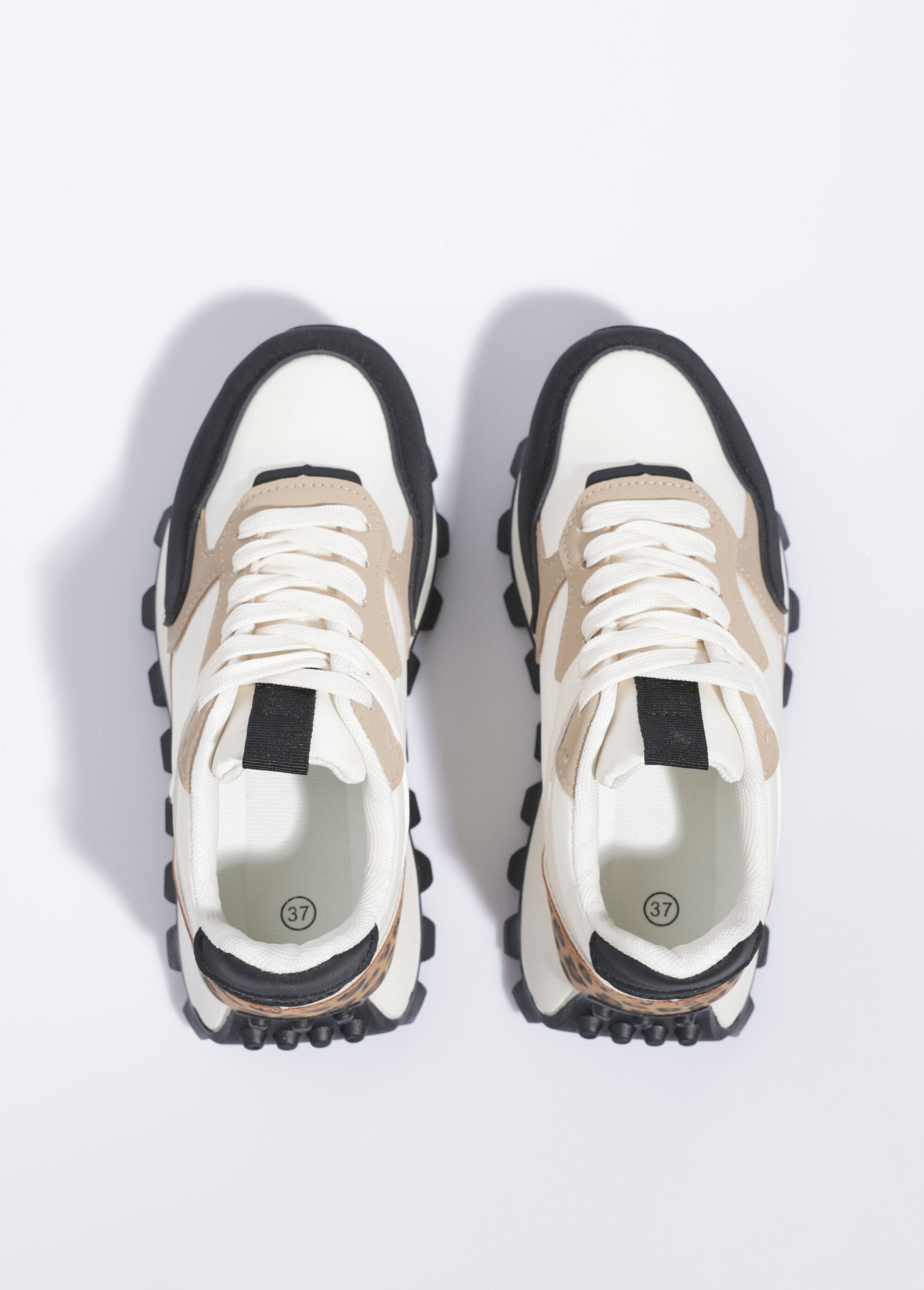 Sapatilhas_multi-materiais_com_sola_dentada_Leopard_OV1_slim