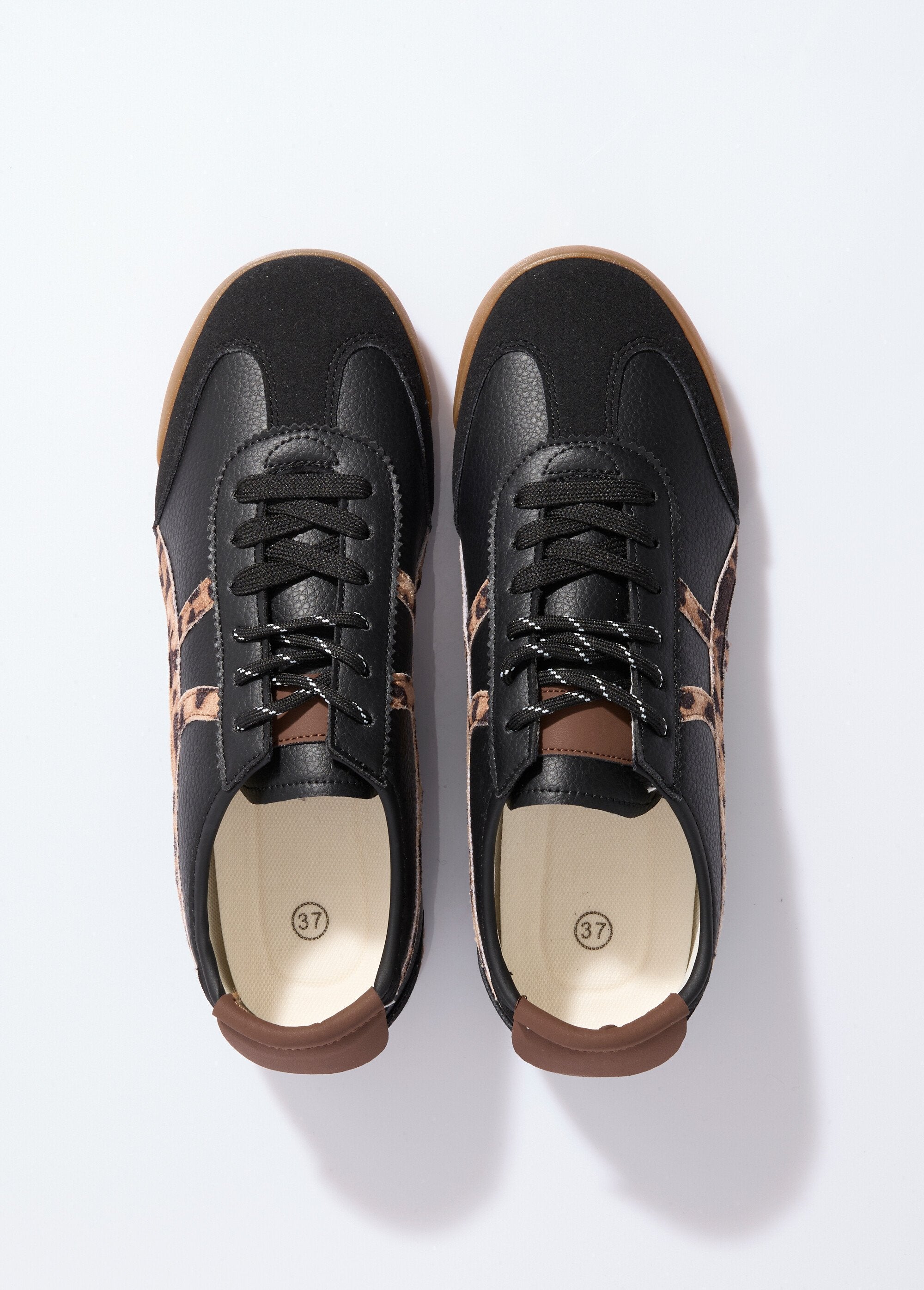 Sapatilhas_de_sola_fina_com_inserções_Noir_OV1_slim