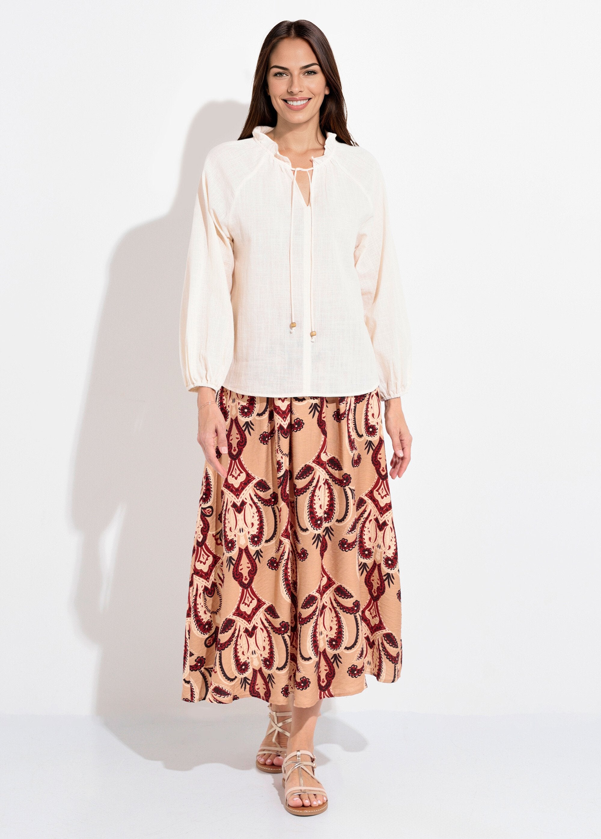 Blusa_folgada_com_decote_em_V_e_gravata_Beige_SF1_slim