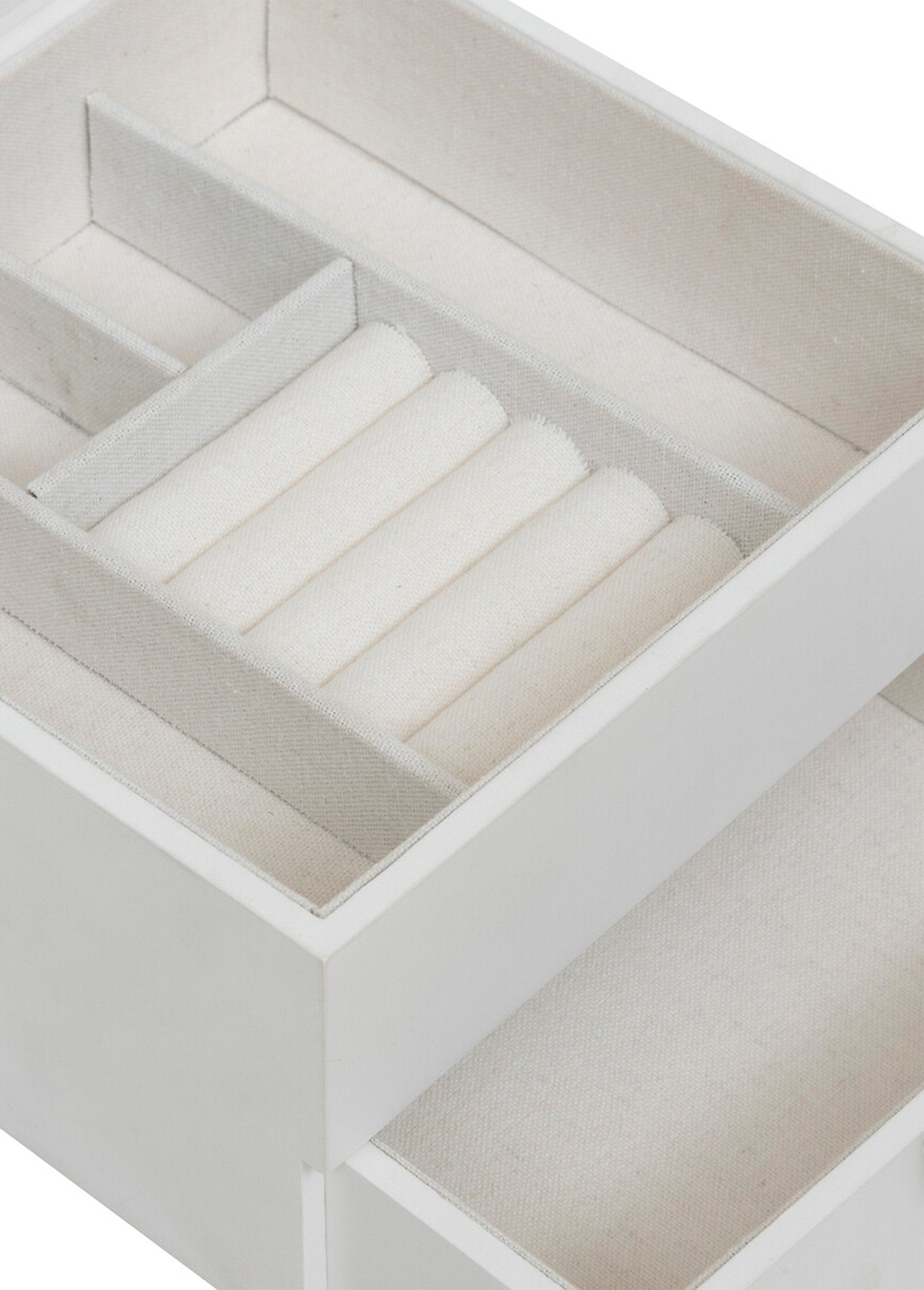 Boite_à_bijoux_vitrée_en_bois_et_métal_Blanc_DE2_slim