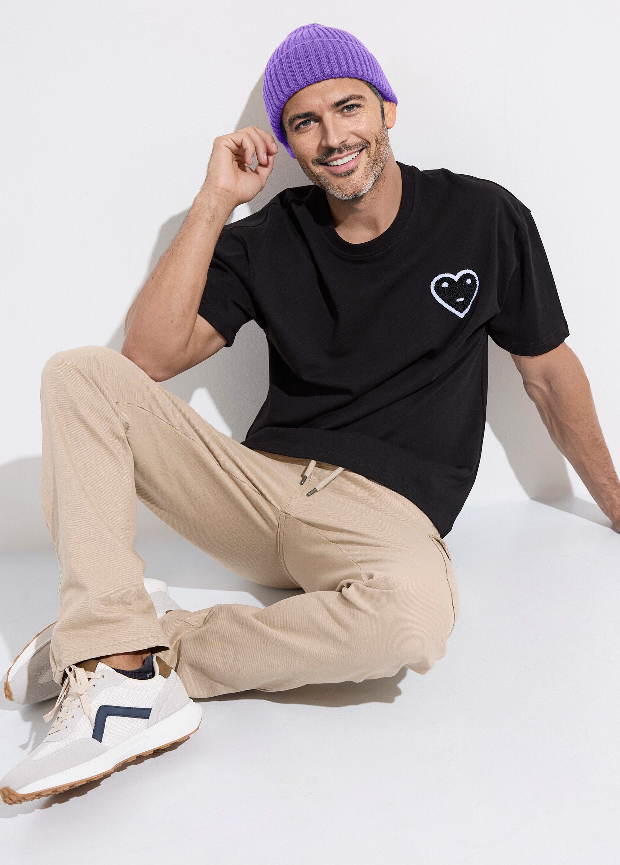 Chapéu_de_malha_rechonchuda_com_lapelas_Violet_SF1_slim