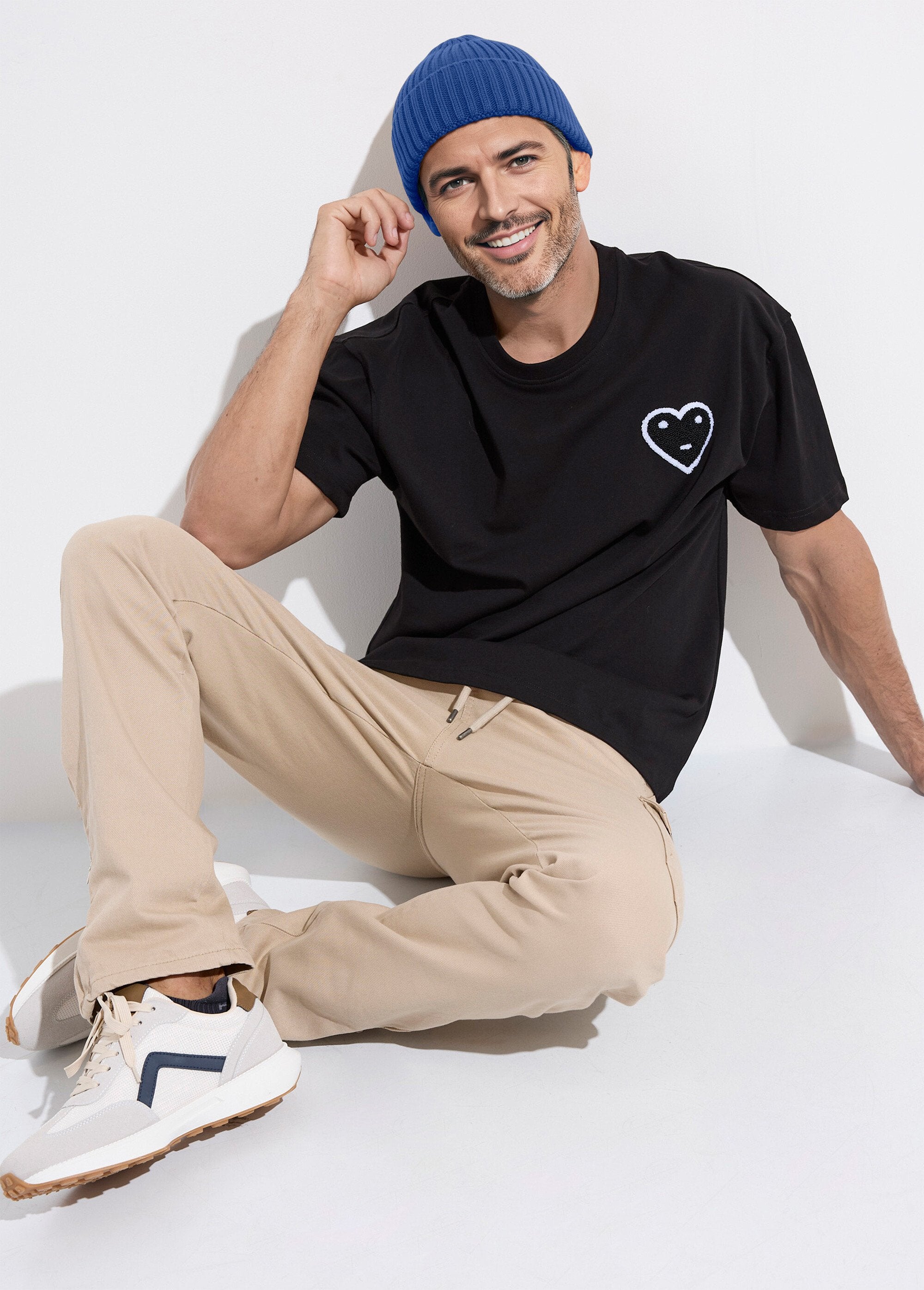 Chapéu_de_malha_rechonchuda_com_lapelas_Bleu_royal_SF1_slim