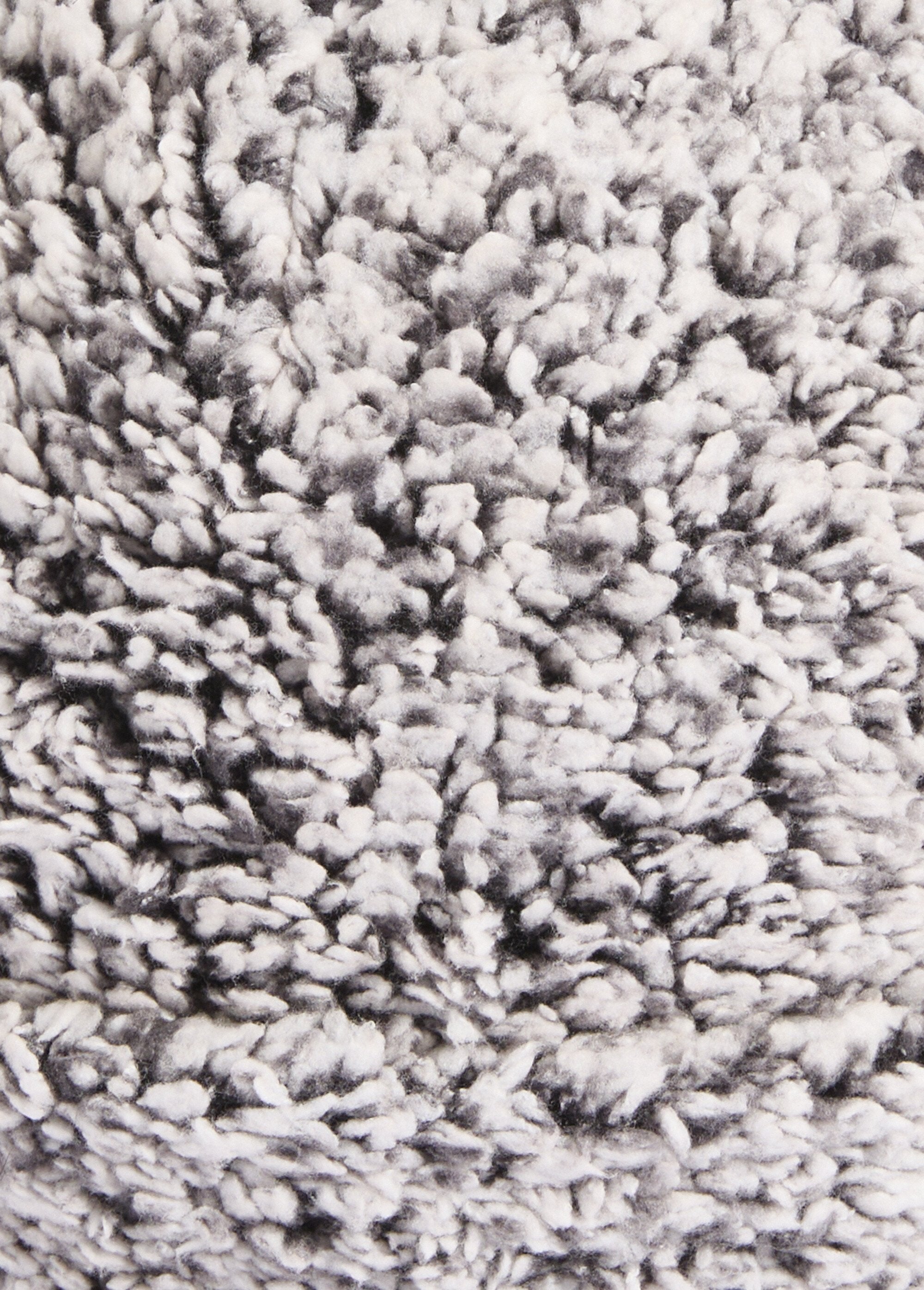 Chapéu_de_lã_estilo_Sherpa_com_pompom_Gris_fonce_DE1_slim