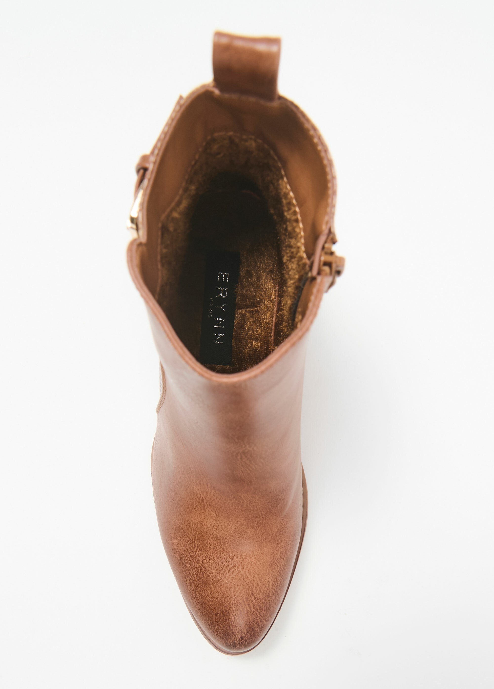 Botas_com_salto_e_aplicação_efeito_réptil_Camel_OV1_slim