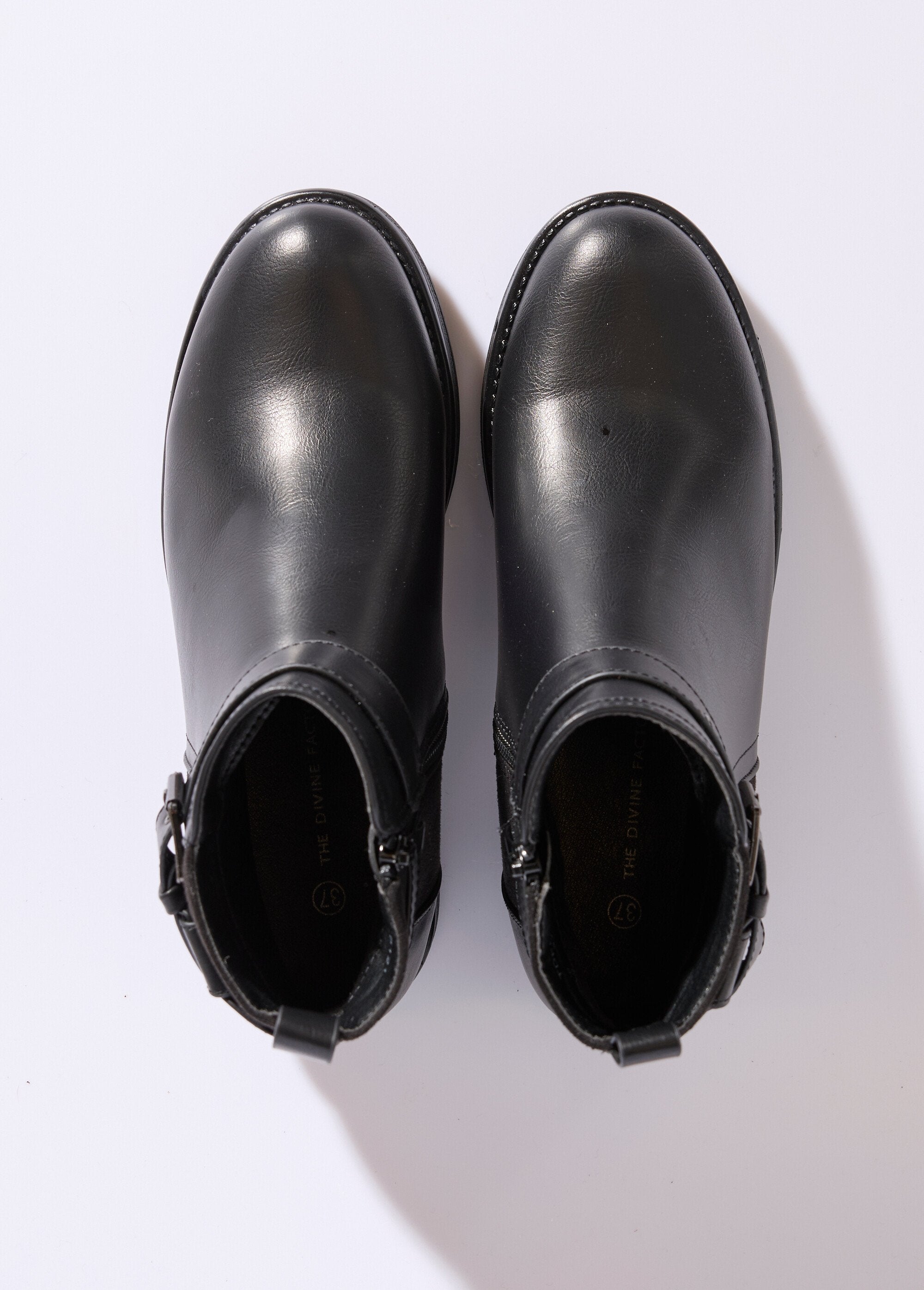 Botas_bimatéria_com_tira_no_tornozelo_Noir_OV1_slim