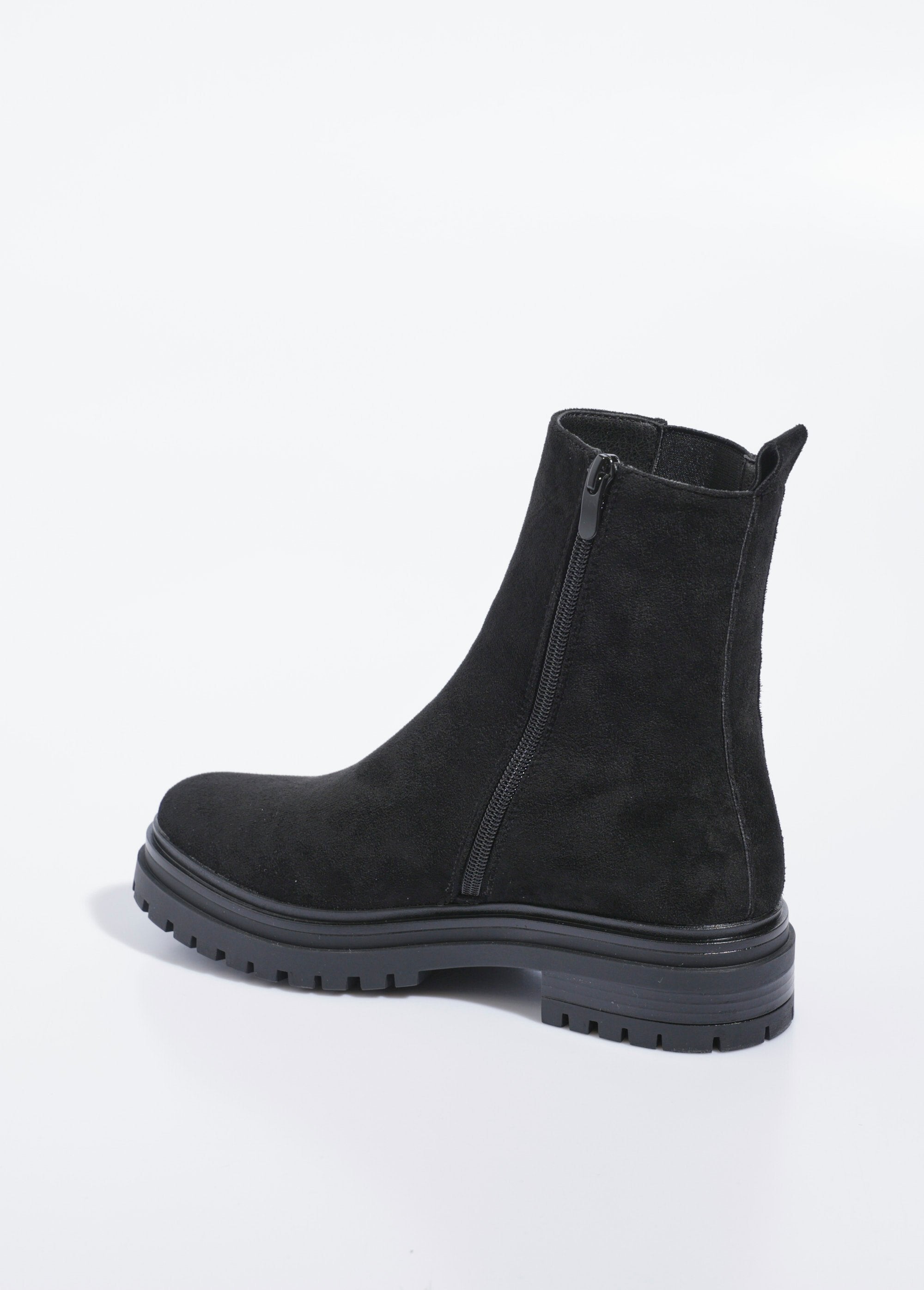 Botas_altas_Chelsea_com_sola_dentada_Noir_DO1_slim
