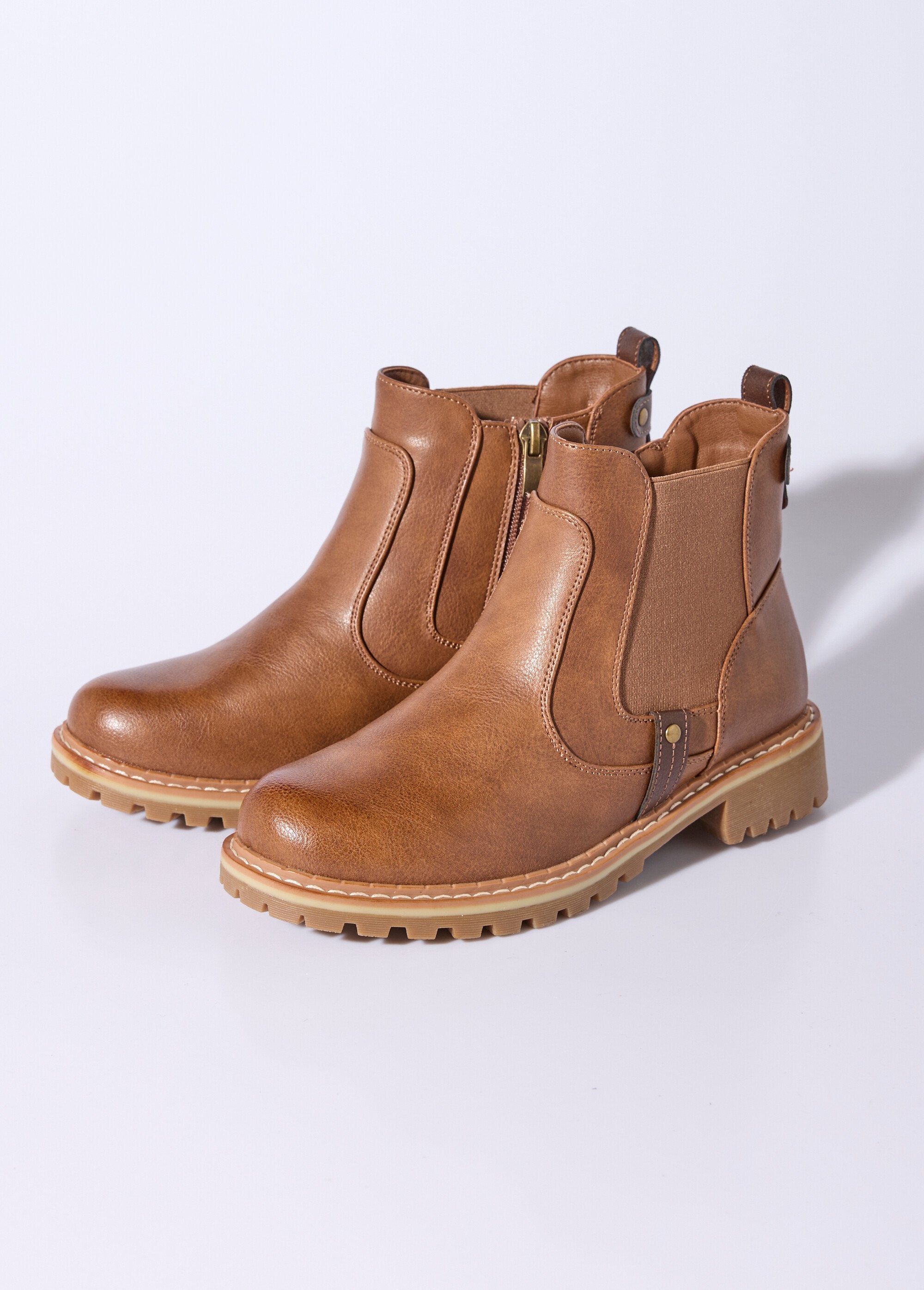 Botas_com_elástico,_estilo_Camargue_Camel_DE1_slim