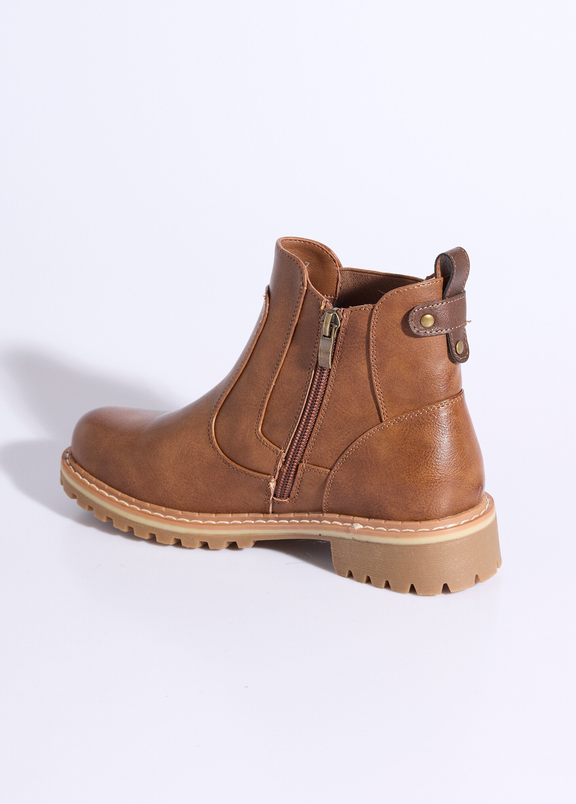 Botas_com_elástico,_estilo_Camargue_Camel_DO1_slim
