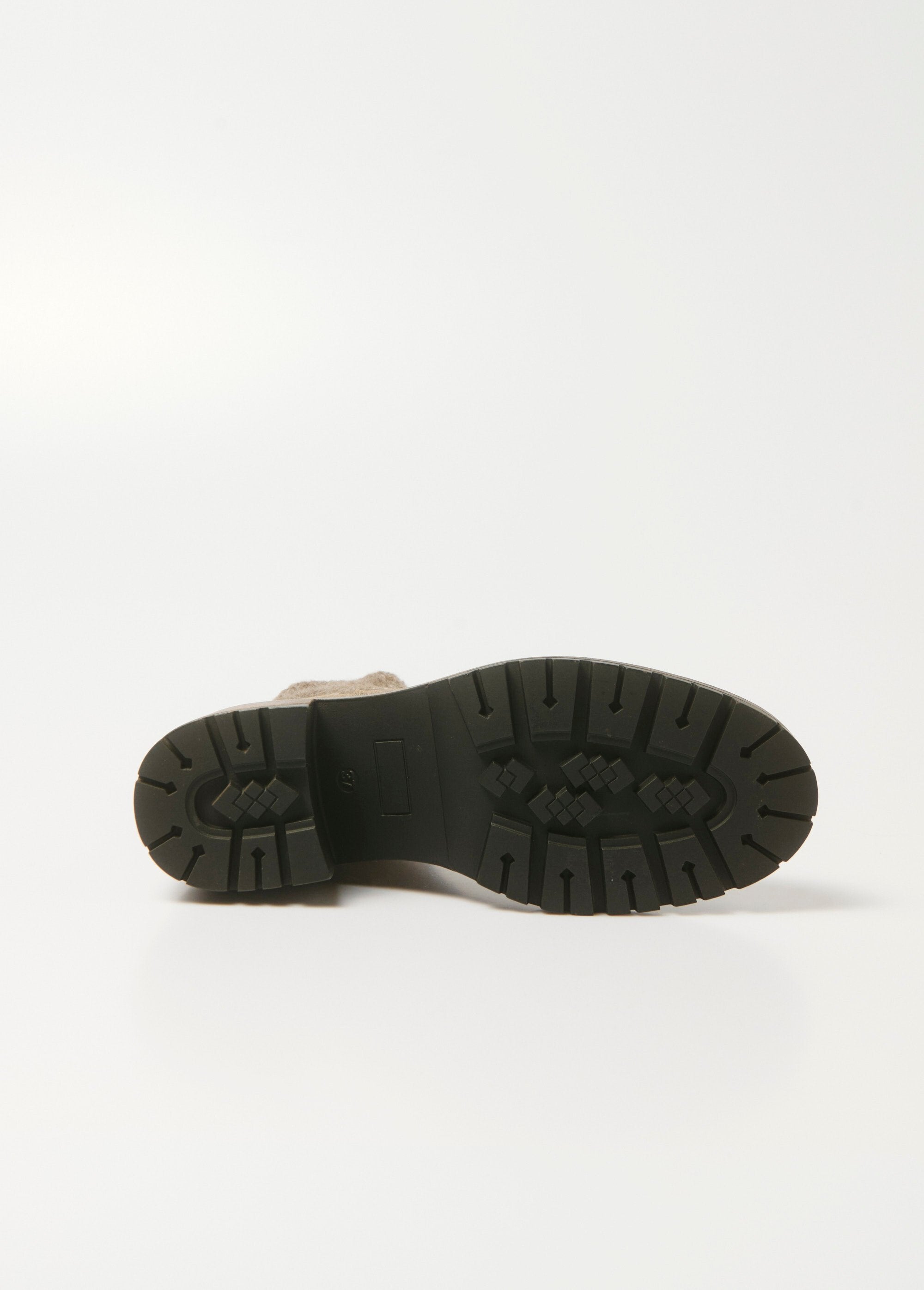 Botas_metálicas_com_salto_tipo_meia_Taupe_UN1_slim