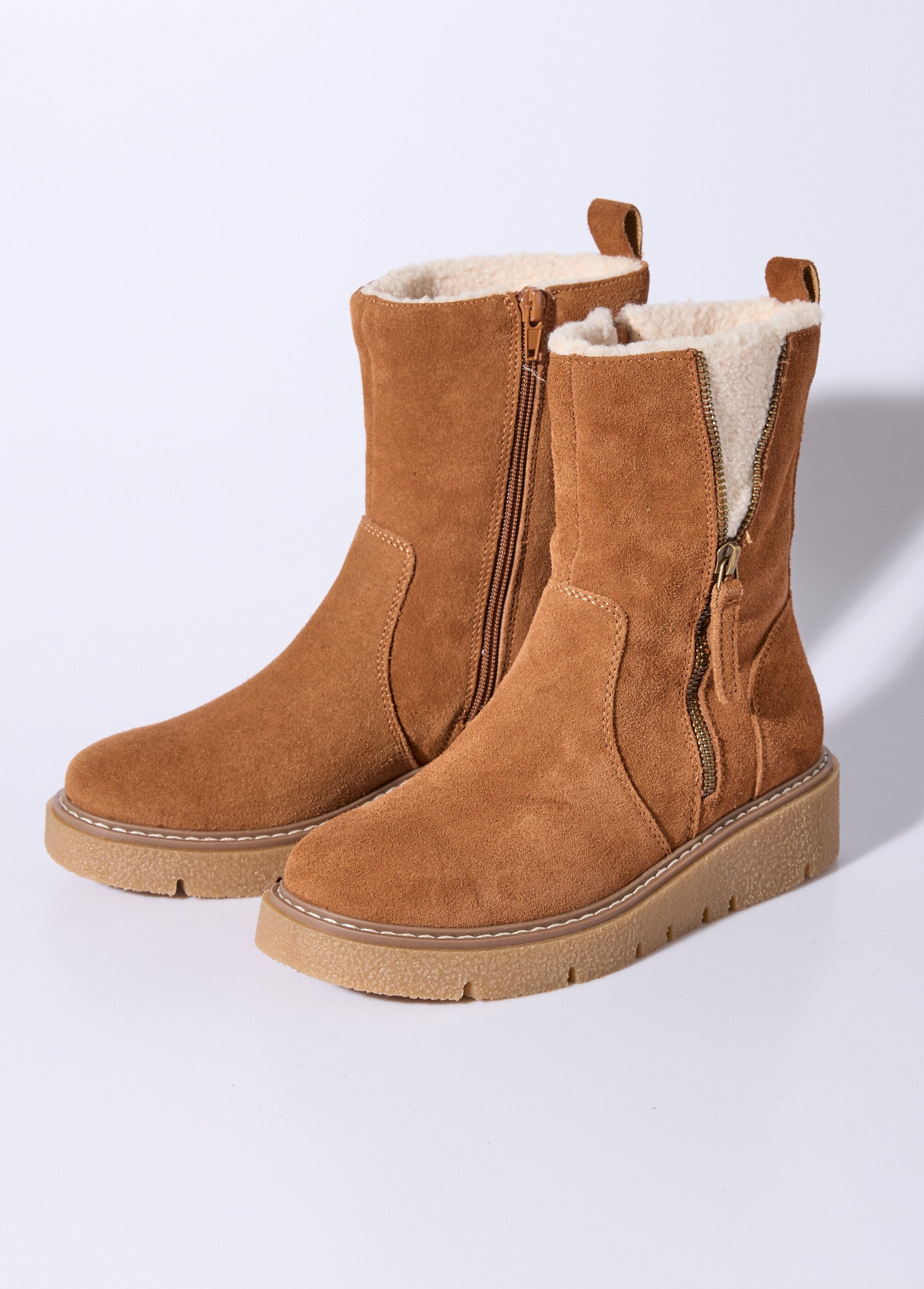 Botins_em_pele,_pormenor_em_pele_Camel_DE1_slim