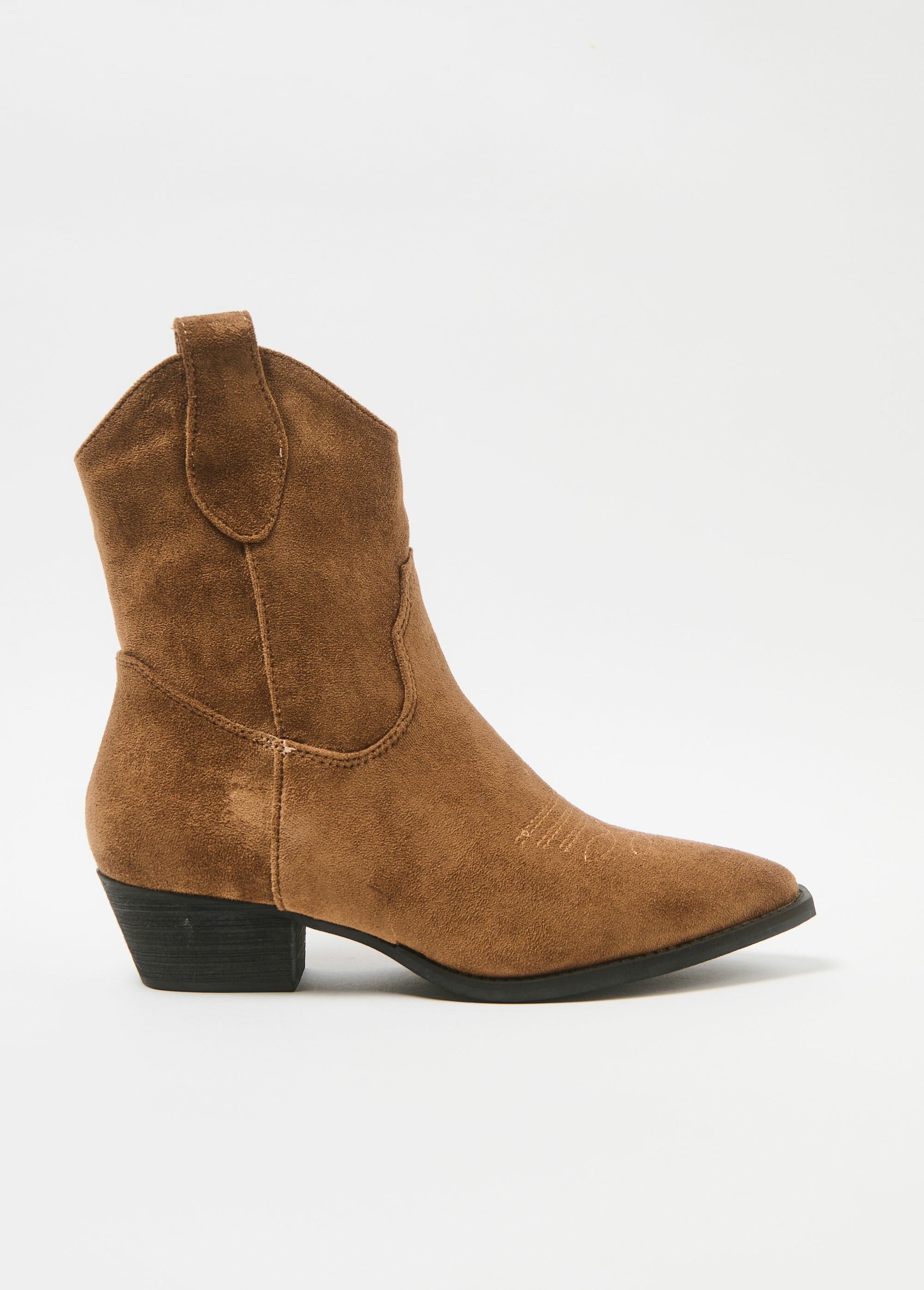 Botas_western_com_efeito_camurça_e_salto_chanfrado_Camel_DR1_slim