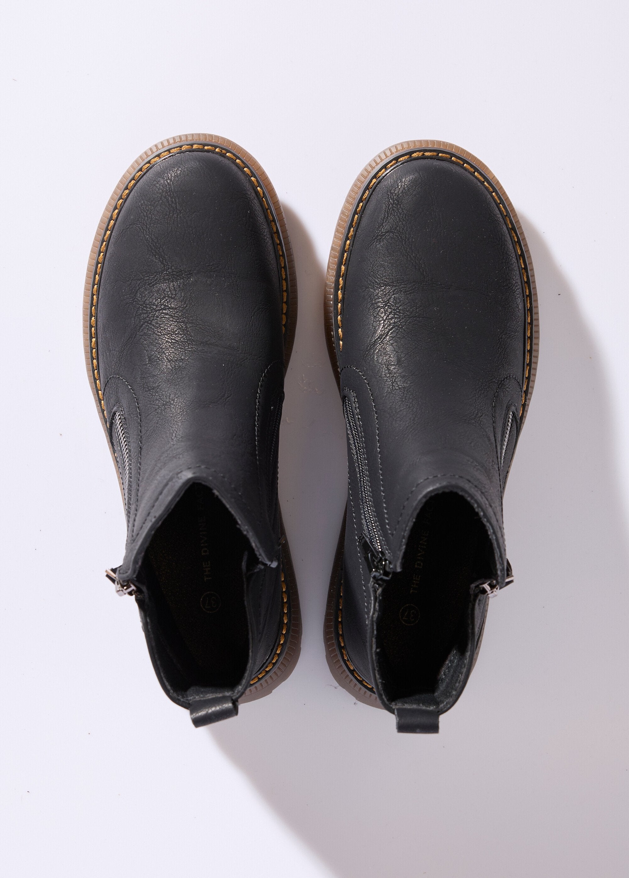 Botas_com_fecho,_costura_em_contraste_Noir_OV1_slim