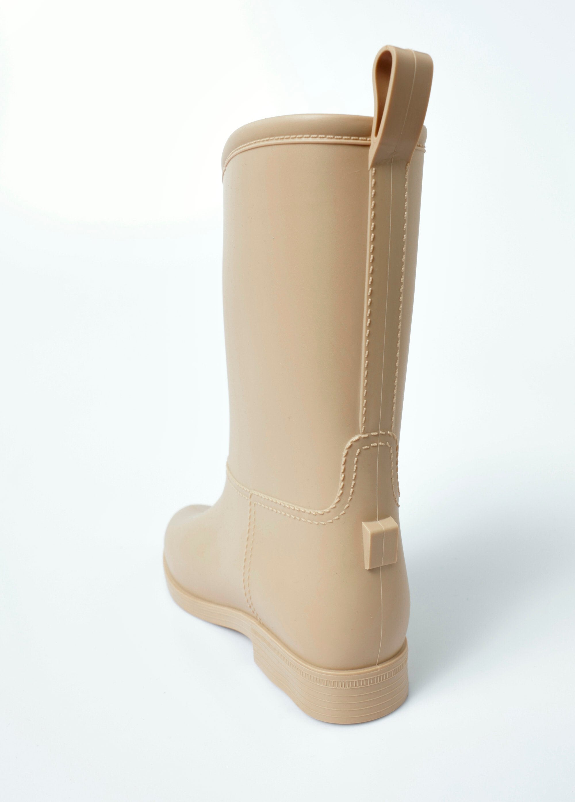 Botas_de_chuva_com_costuras_visíveis_Beige_DO1_slim