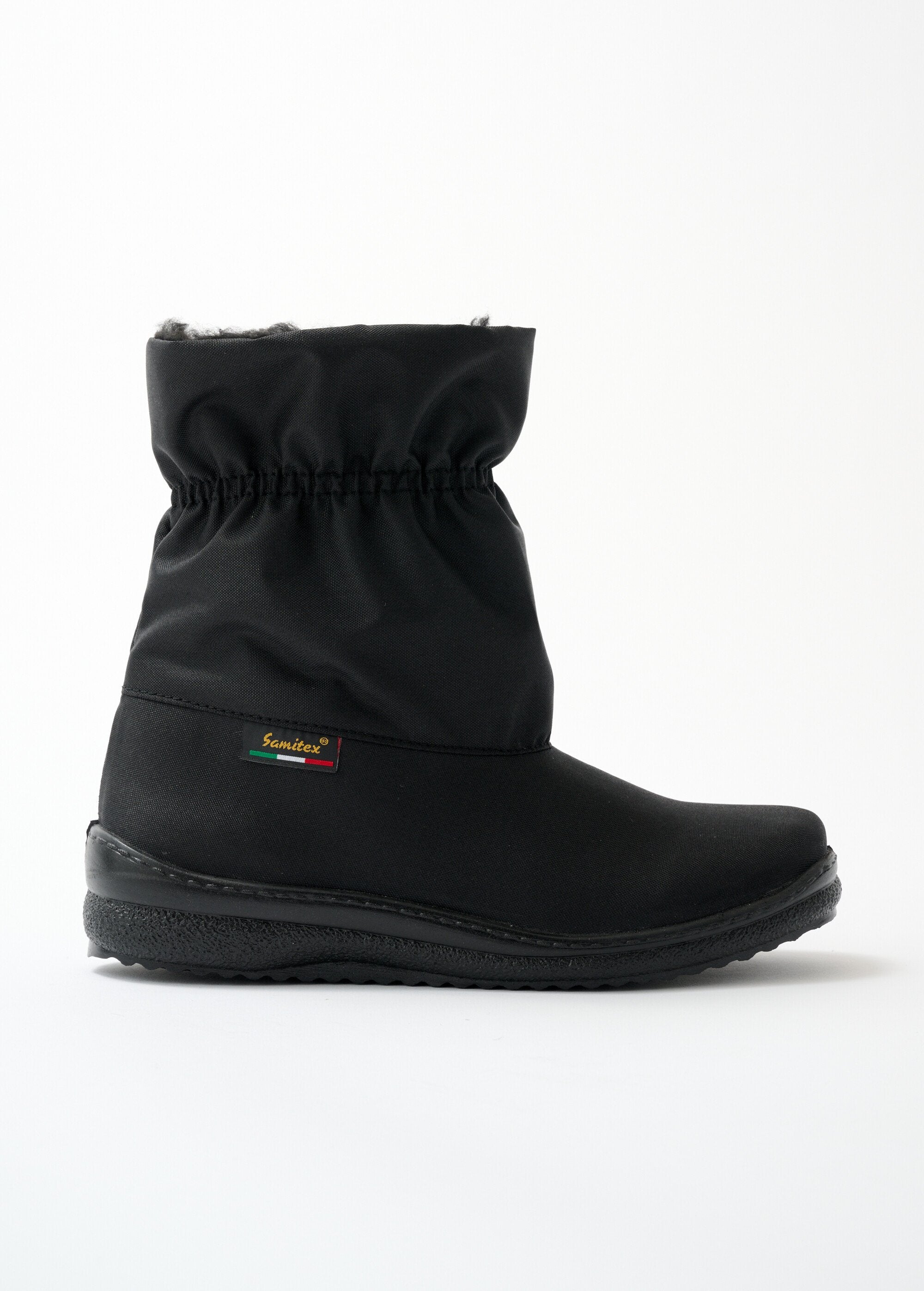 Botas_impermeáveis_de_largura_larga_PRETO_DR1_slim