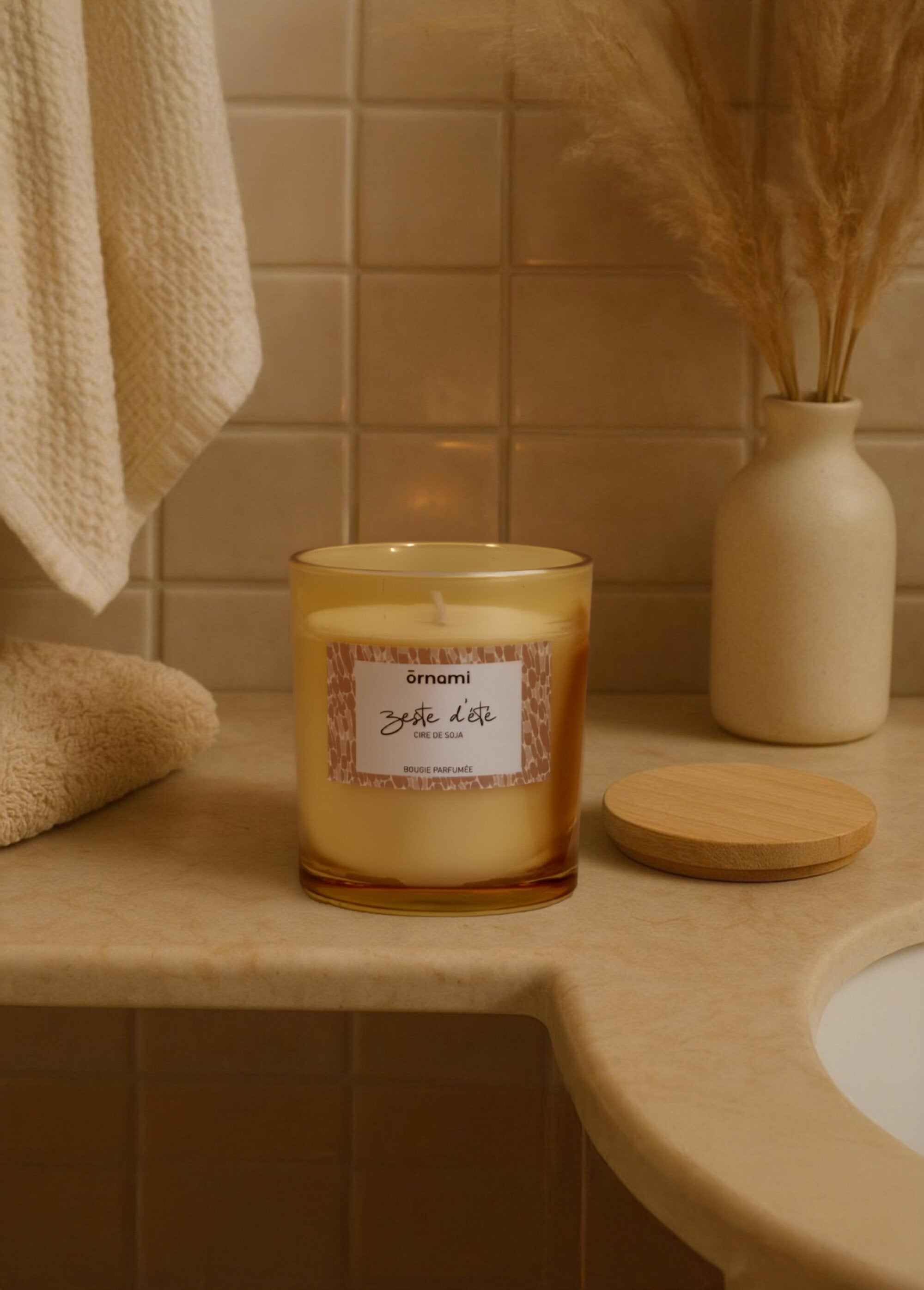 Vela_perfumada_em_frasco_de_vidro_+_tampa_Jaune_SF1_slim