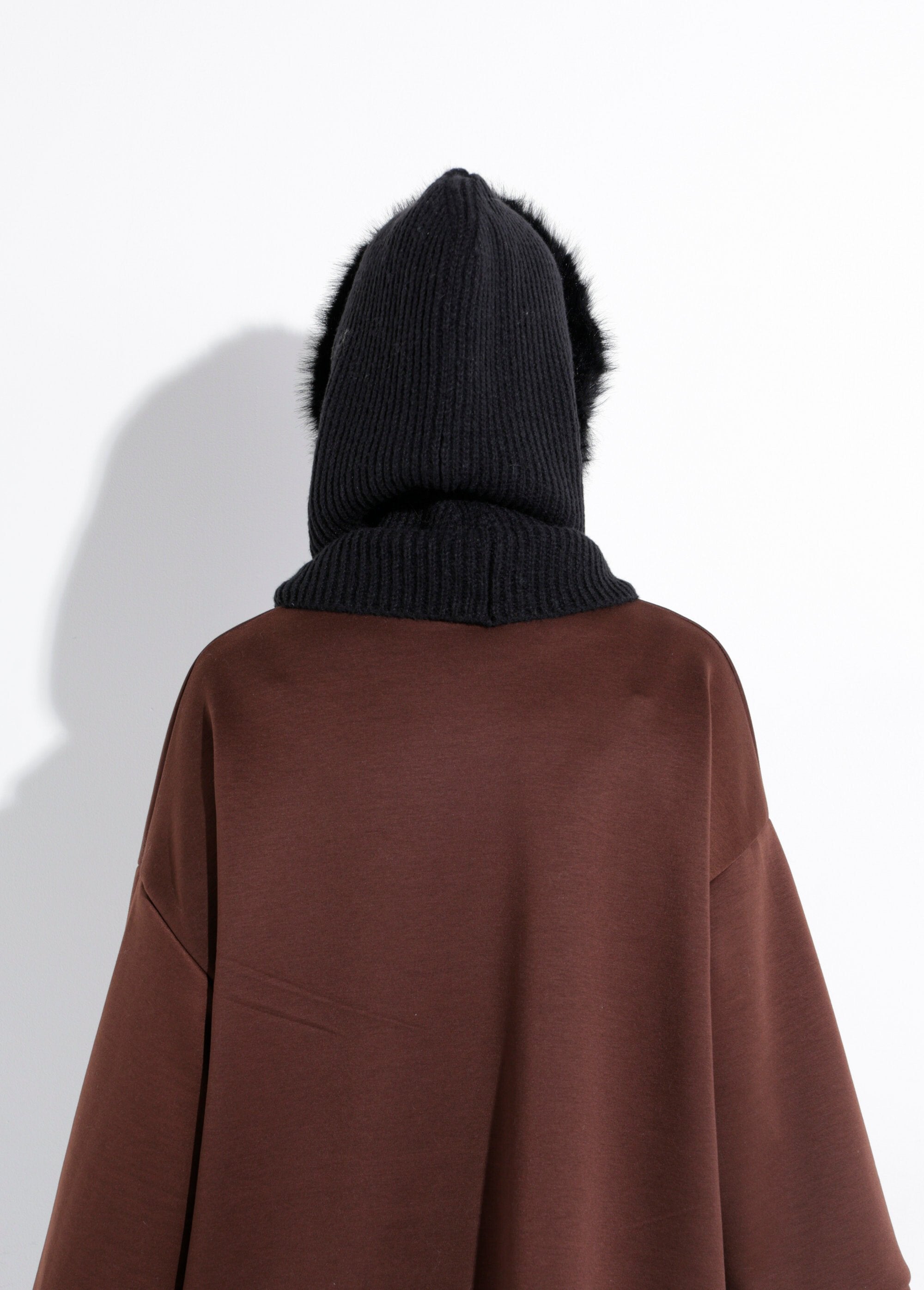 Balaclava_em_malha,_acabamento_em_pele_Noir_DO1_slim