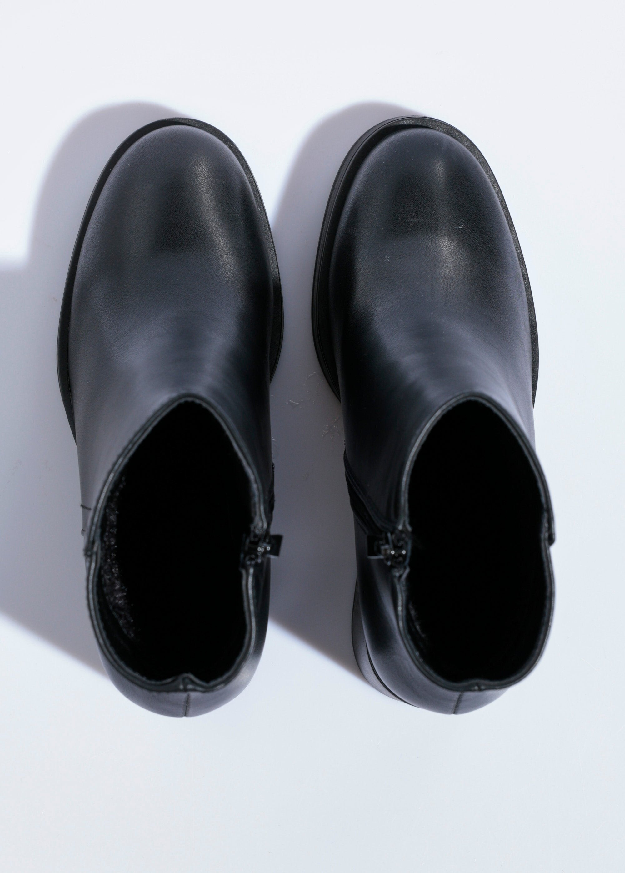 Botas_de_salto_bico_redondo_com_sola_grossa_Noir_OV1_slim