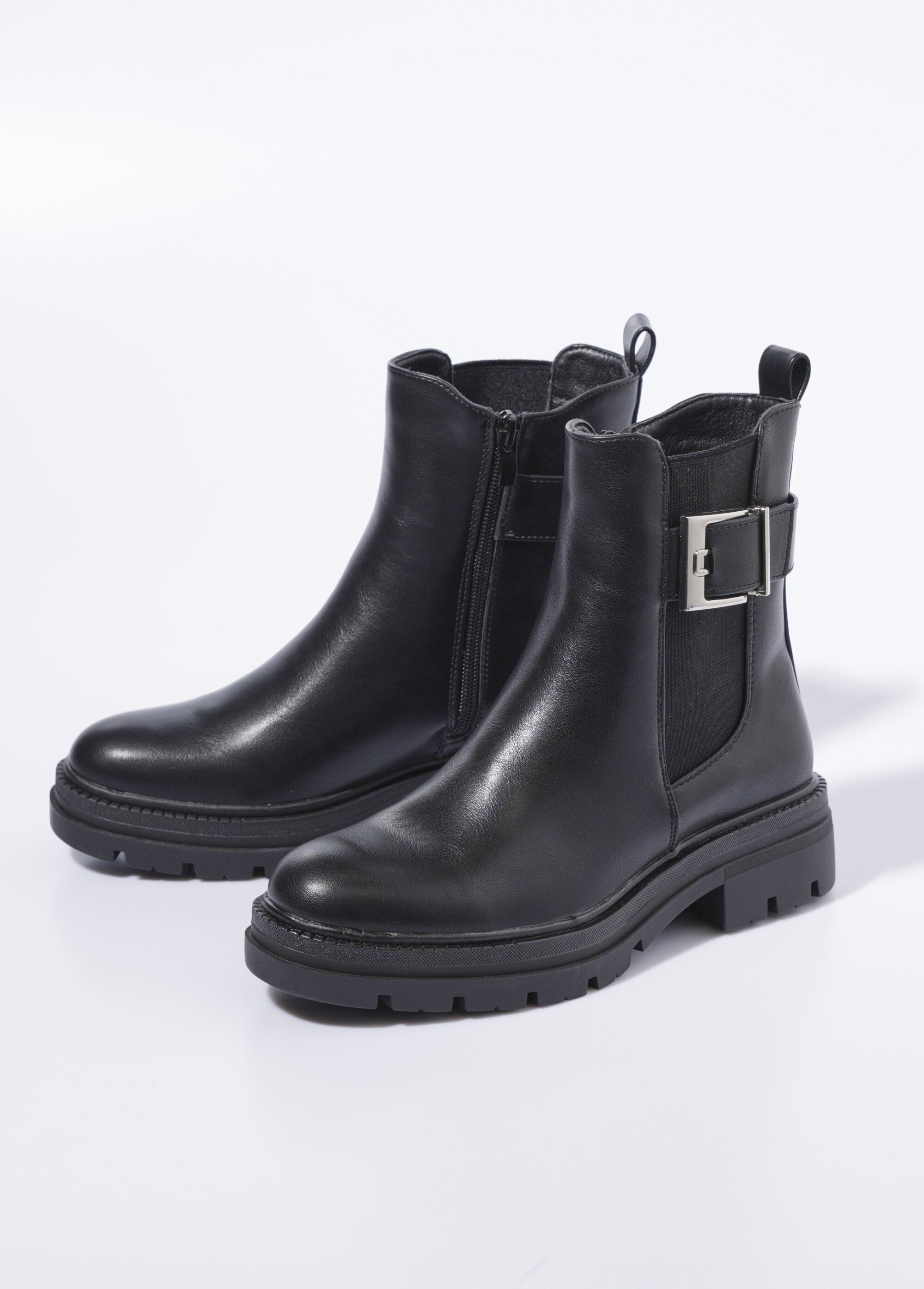 Botas_Chelsea_com_sola_dentada_e_fivela_Noir_DE1_slim