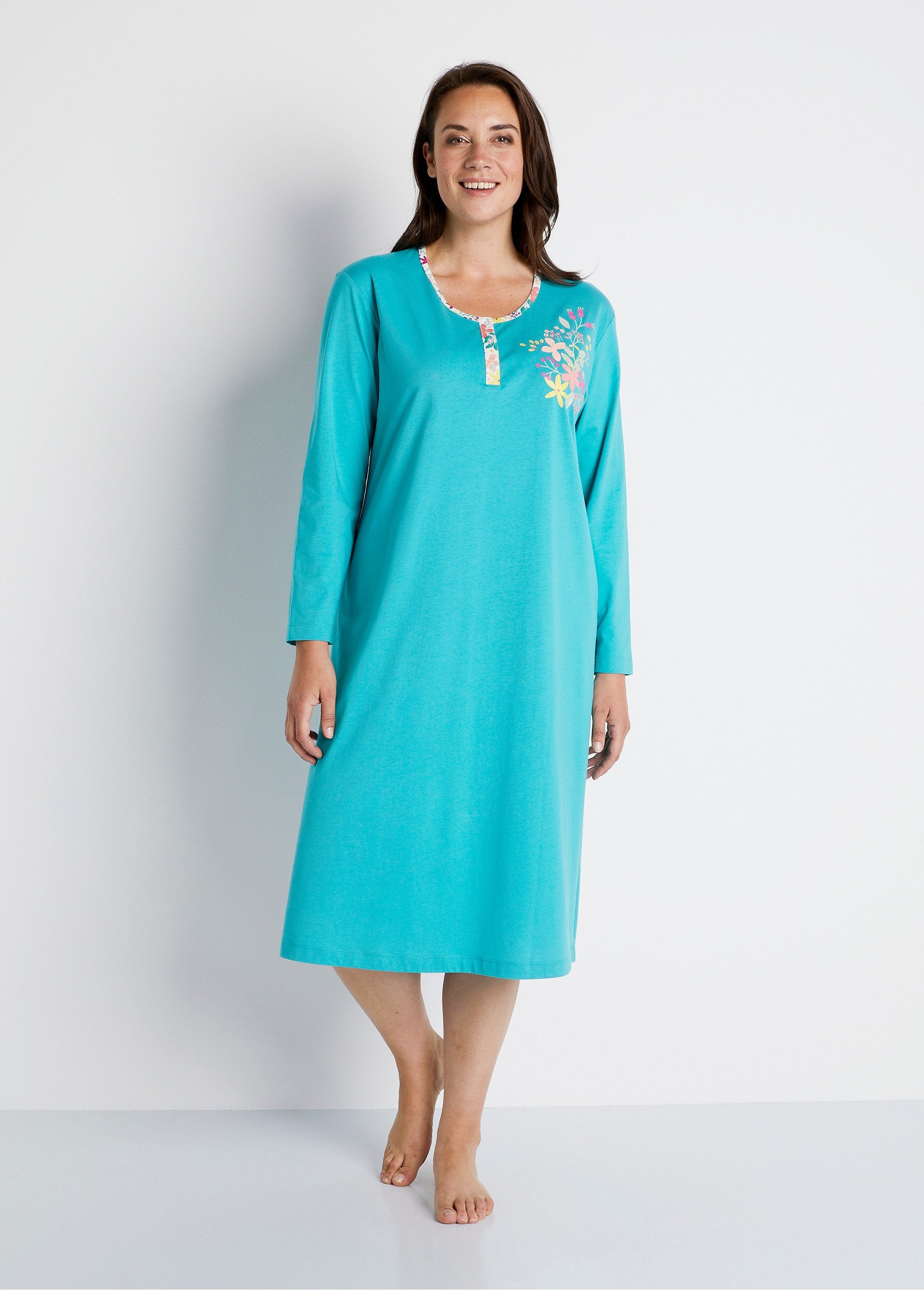 Chemise_de_nuit_mi-longue_manches_longues_Vert_canard_FA1_curvy