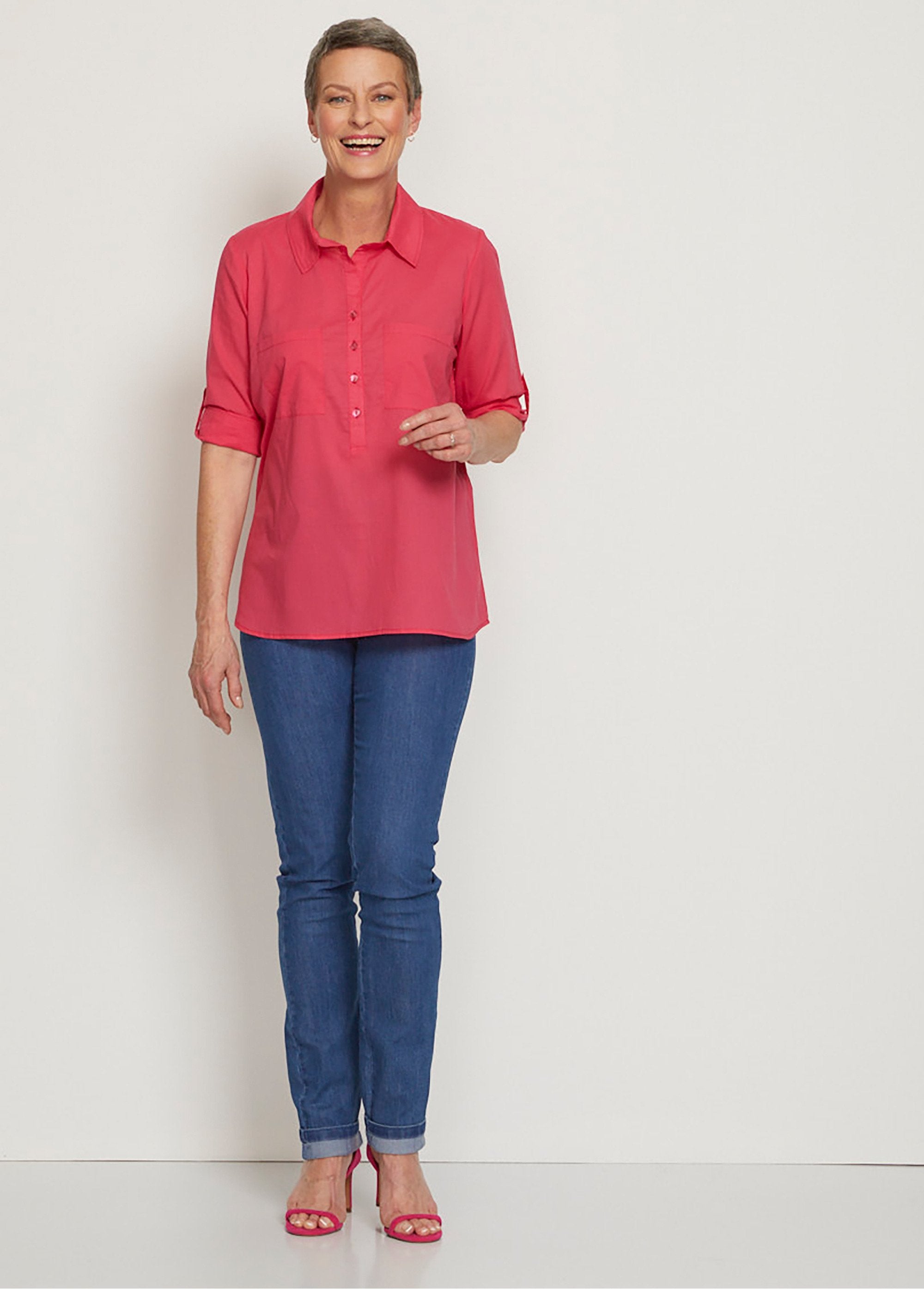 Blusa_longa_de_algodão_estampada_com_botões_Rose_SF1_slim