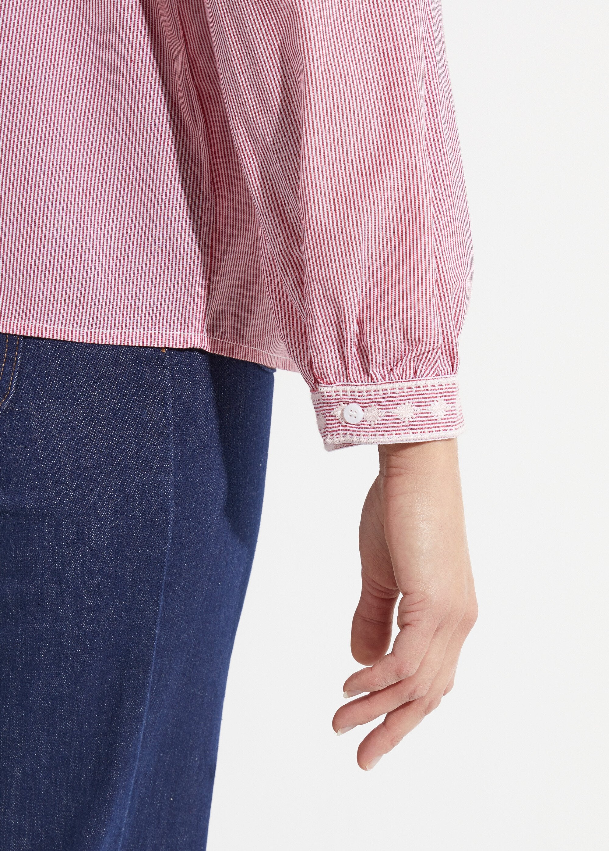 Chemisier_rayé_col_rond_et_broderies_Rouge_DE3_slim