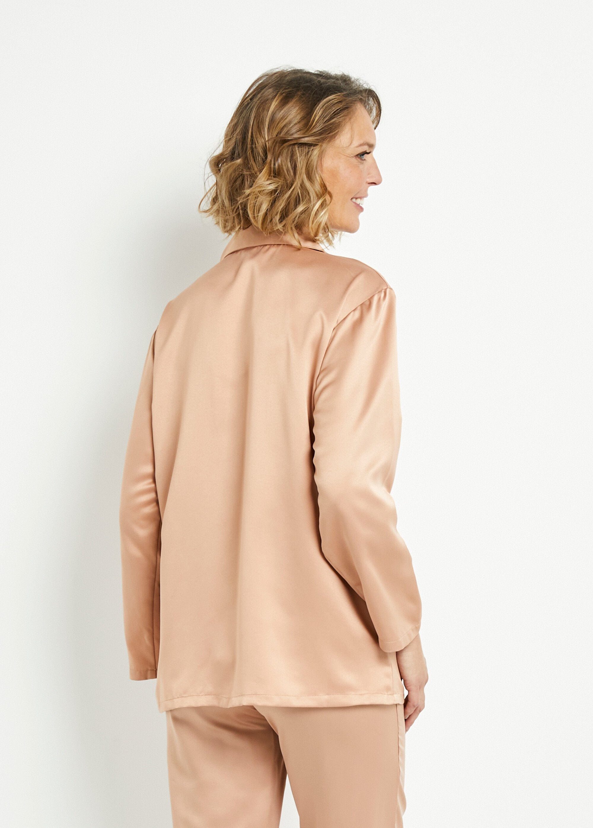 Jaqueta_de_pijama_de_cetim_chique_Beige_DO1_slim