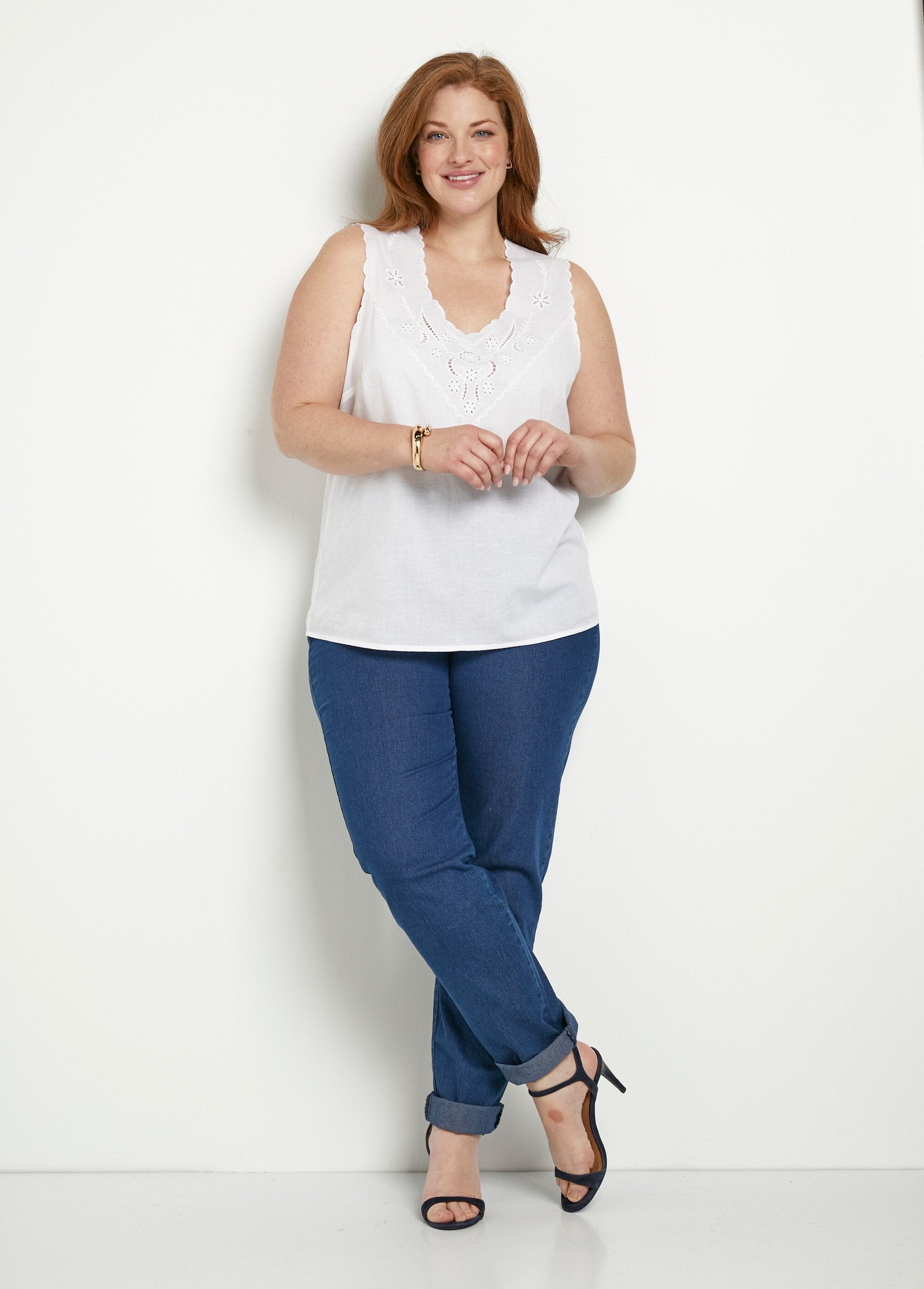 Regata_de_algodão_bordada_lisa_Blanc_SF1_curvy