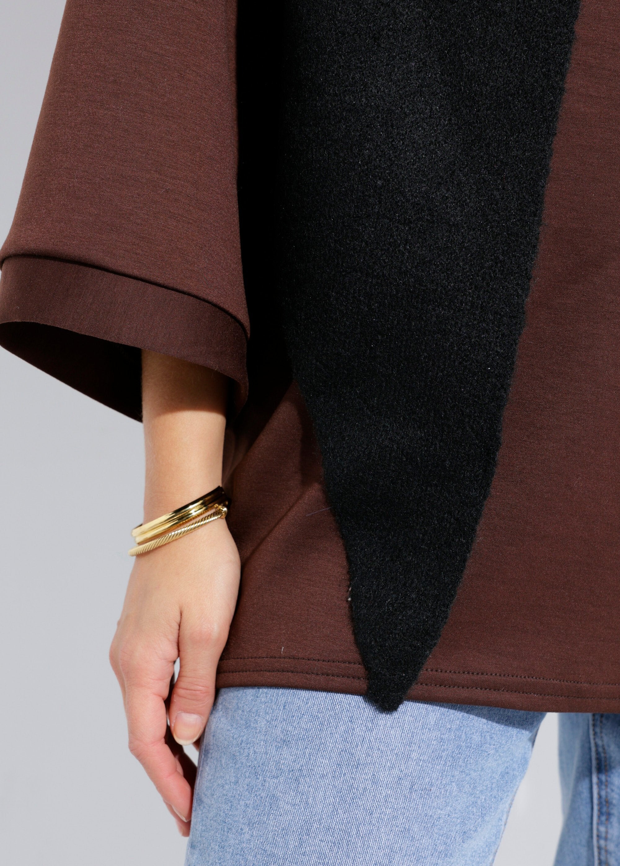 Cachecol_triangular_quente,_malha_de_lã_Noir_DE1_slim