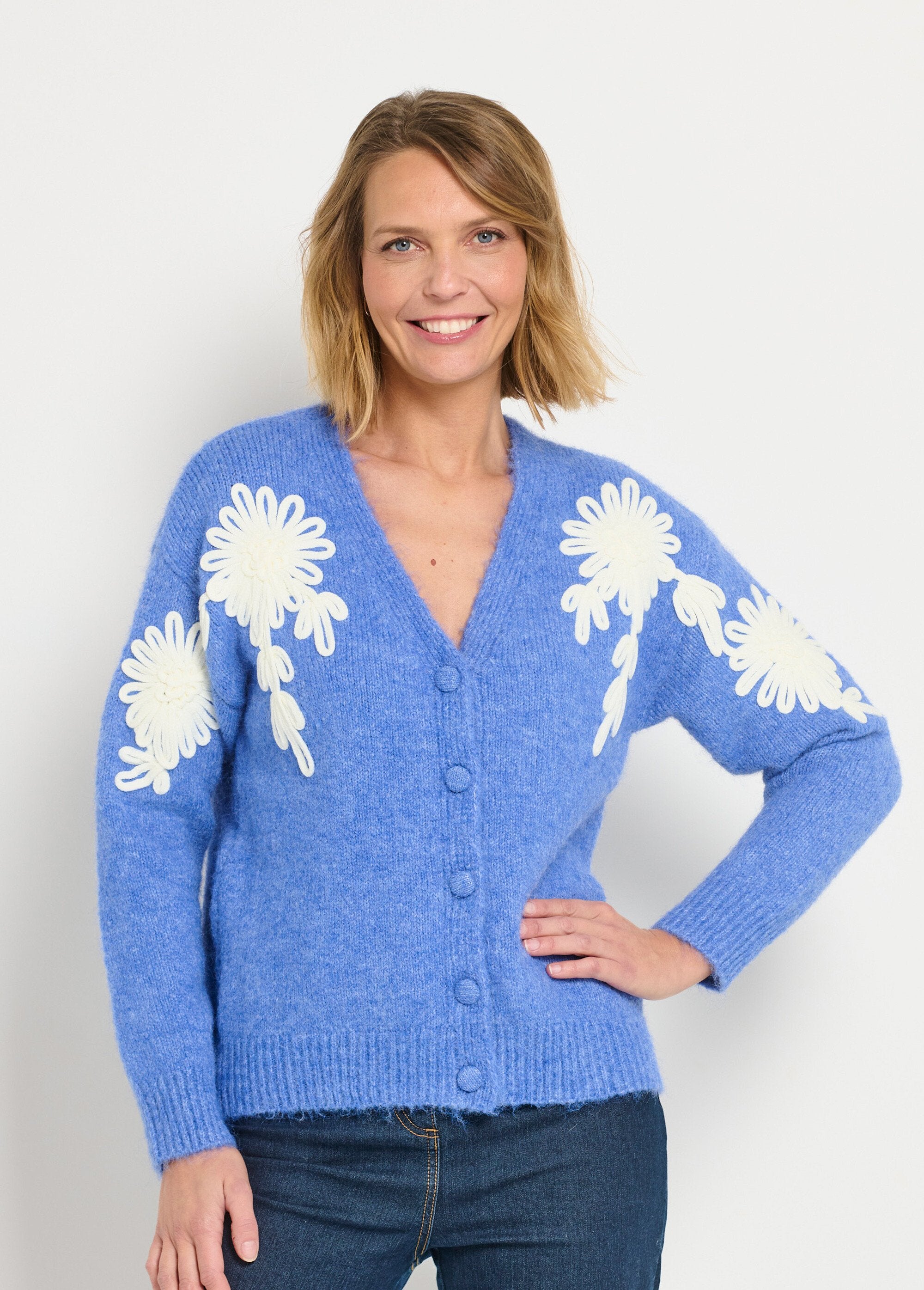 Colete_quente_com_decote_em_V_e_apliques_florais_Bleu_vif_FA1_slim