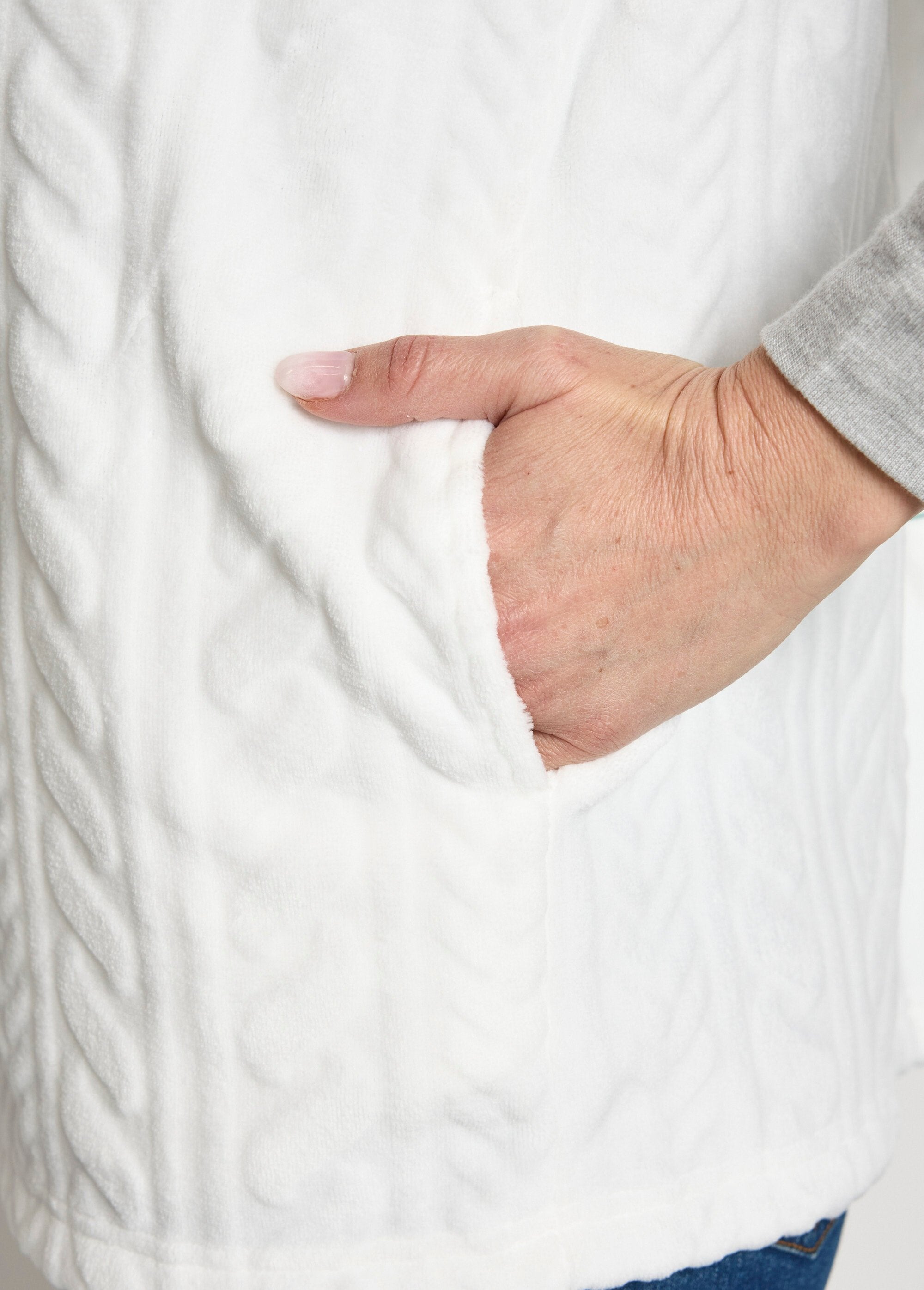 Colete_de_lã_sem_mangas_com_zíper_e_toque_macio_Blanc_DE2_slim