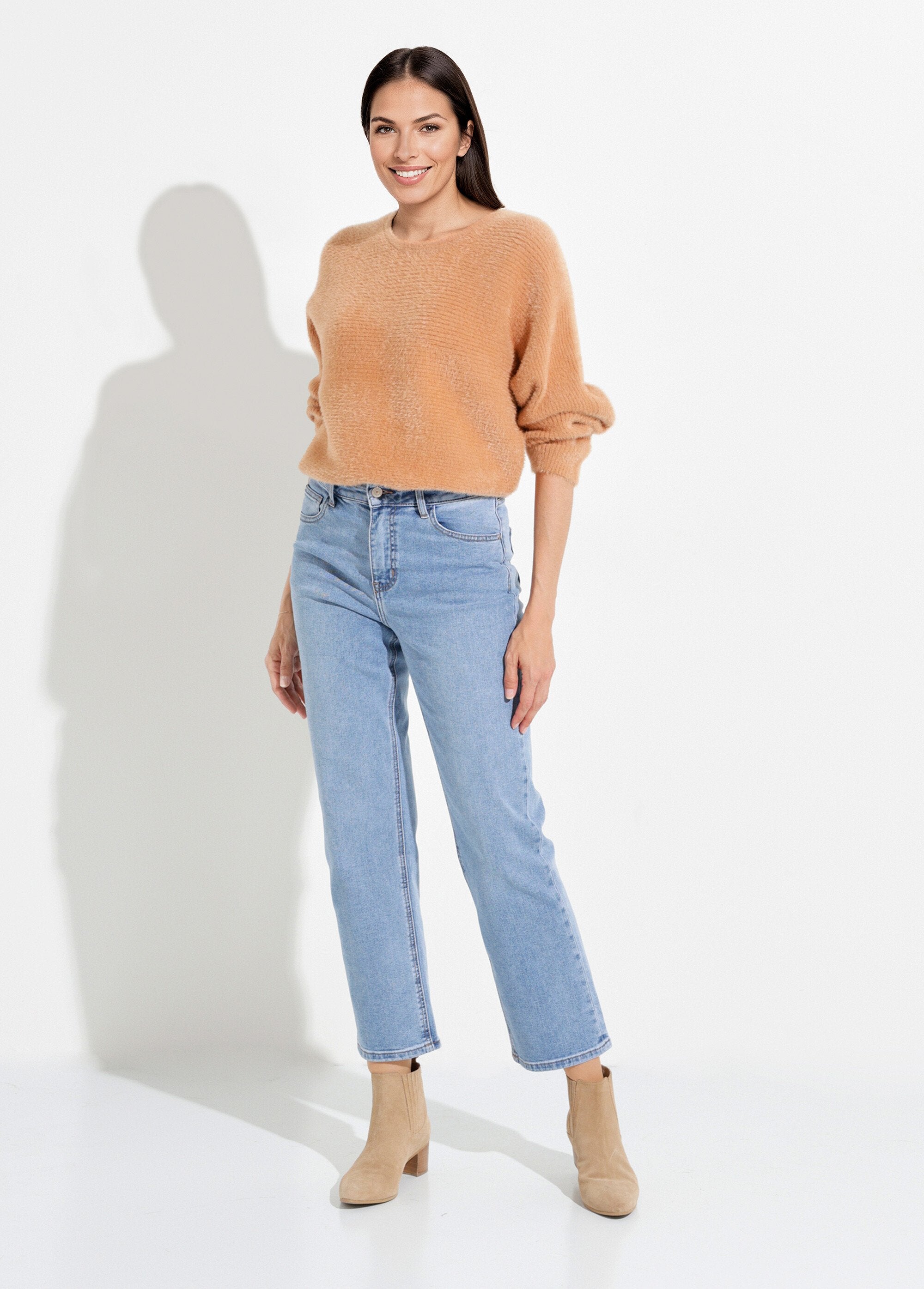 Calça_jeans_reta_de_5_bolsos,_especial_PETITE_Denim_moyen_SF1_slim