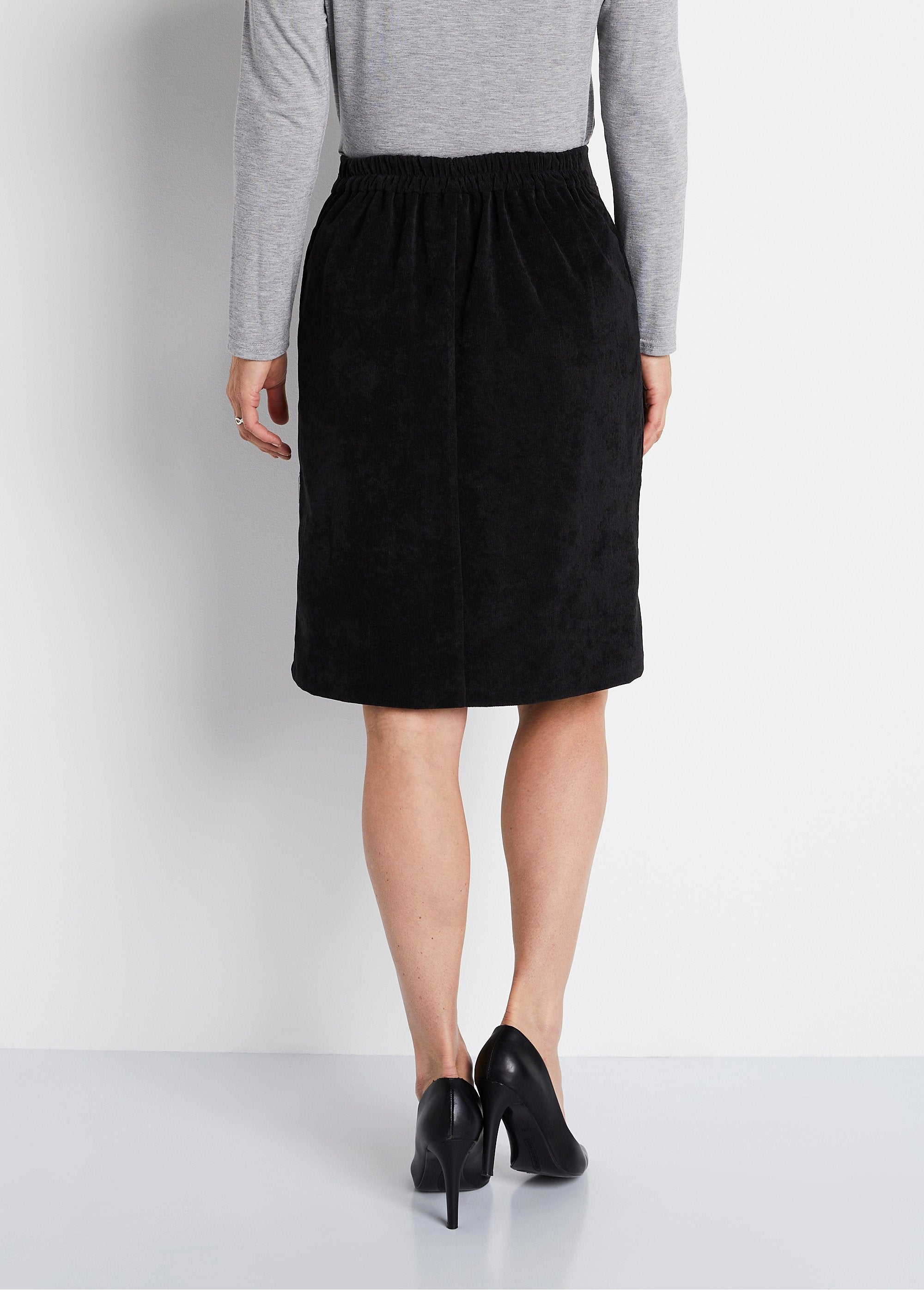 Saia_de_veludo_PRETO_DO1_slim