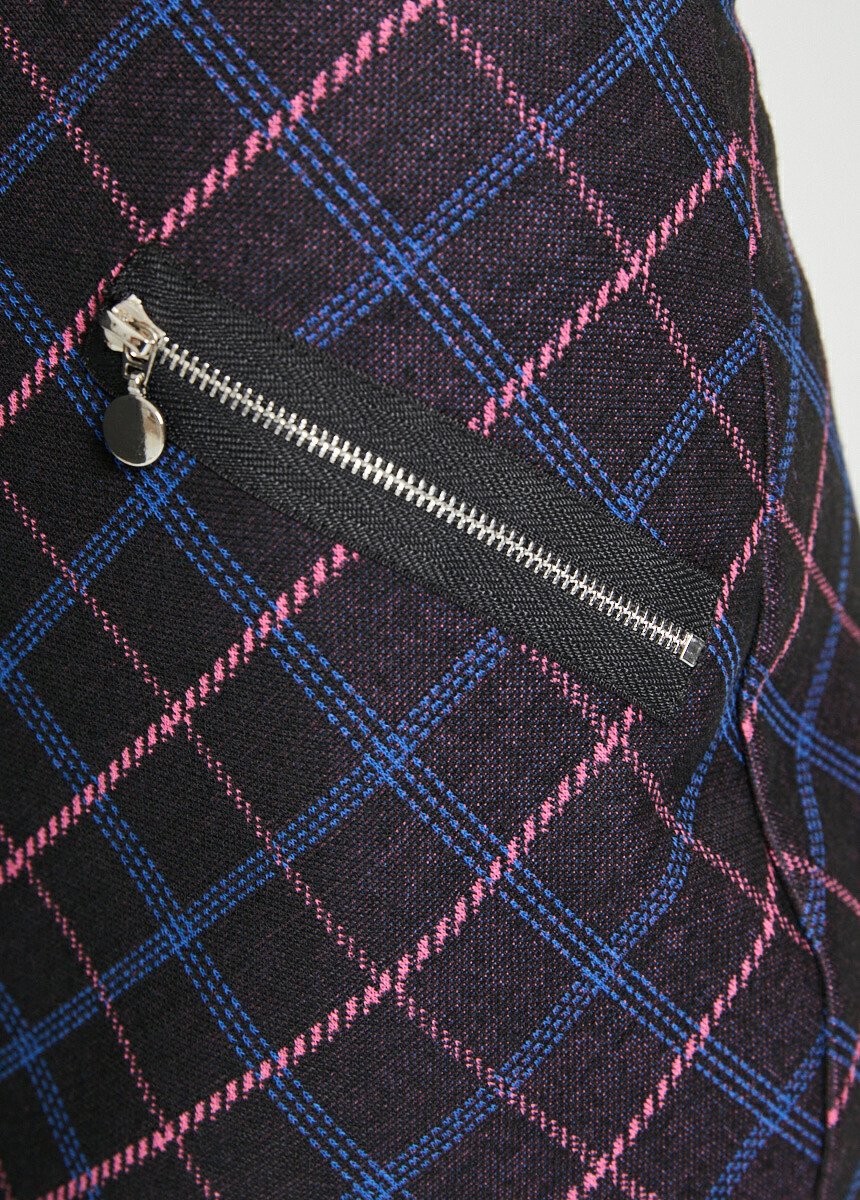 Saia_reta_em_malha_lisa_ou_jacquard_Carreaux_DE2_slim