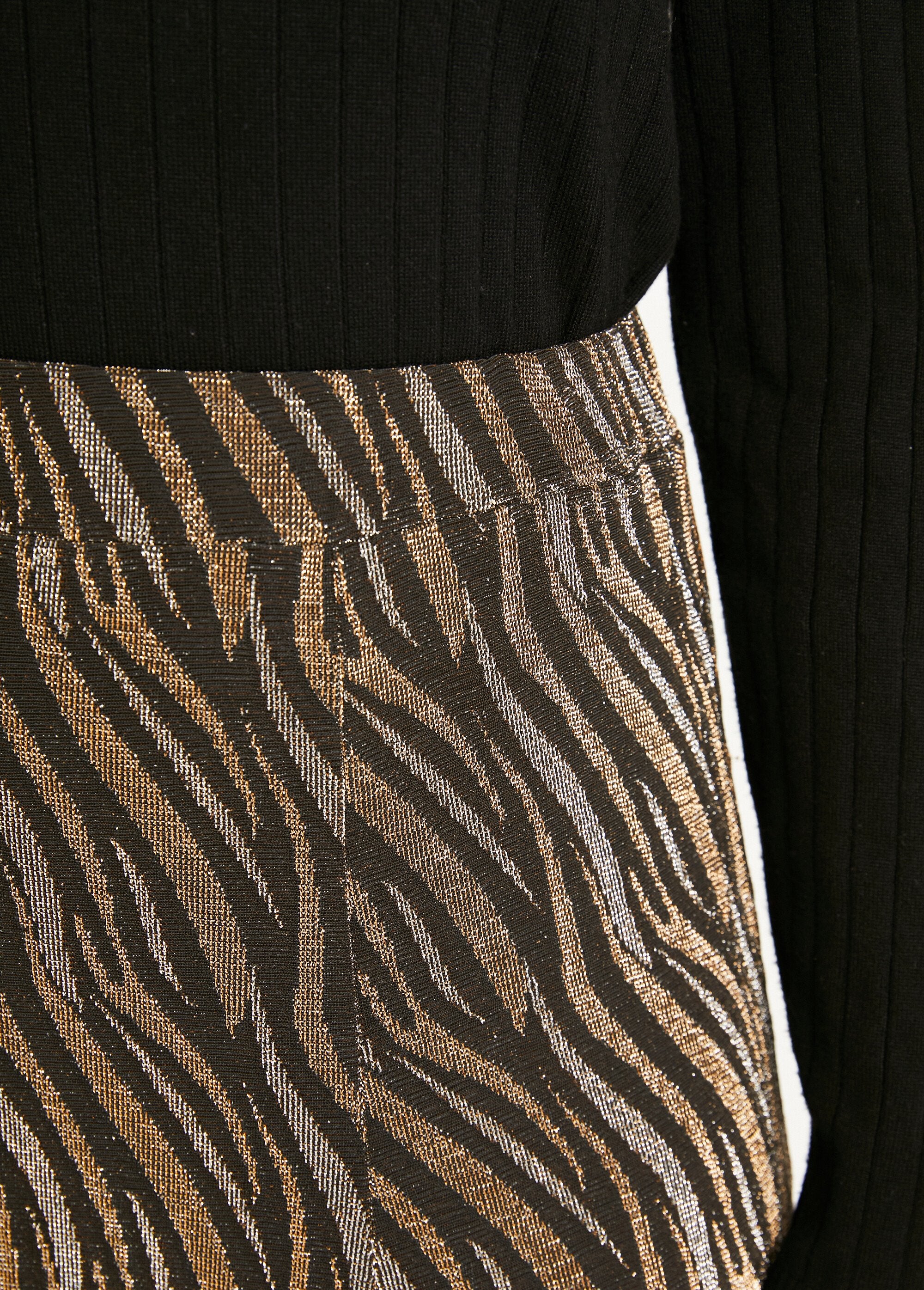 Saia_midi_flare_em_malha_jacquard_brilhante_Noir_et_cuivre_DE1_slim