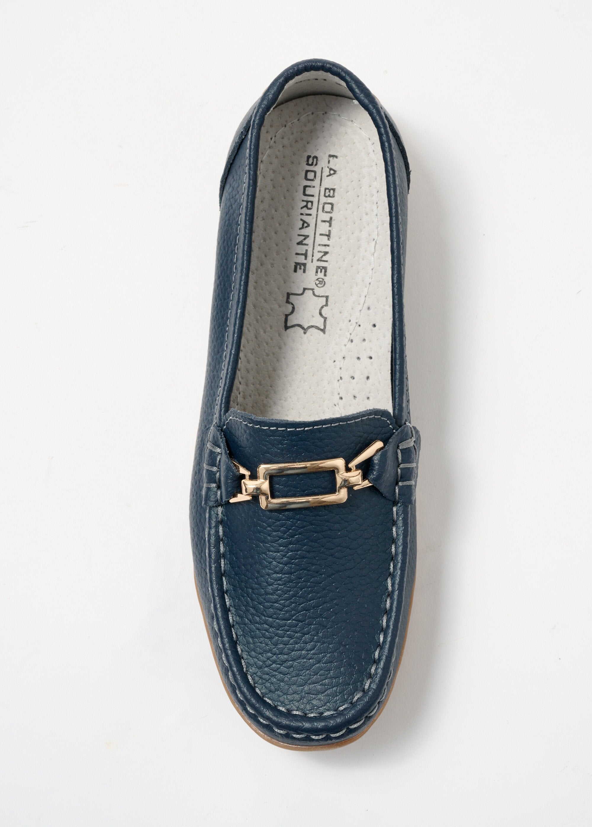 Mocassins_com_detalhes_em_metal_e_sola_antiderrapante_Marine_OV1_slim