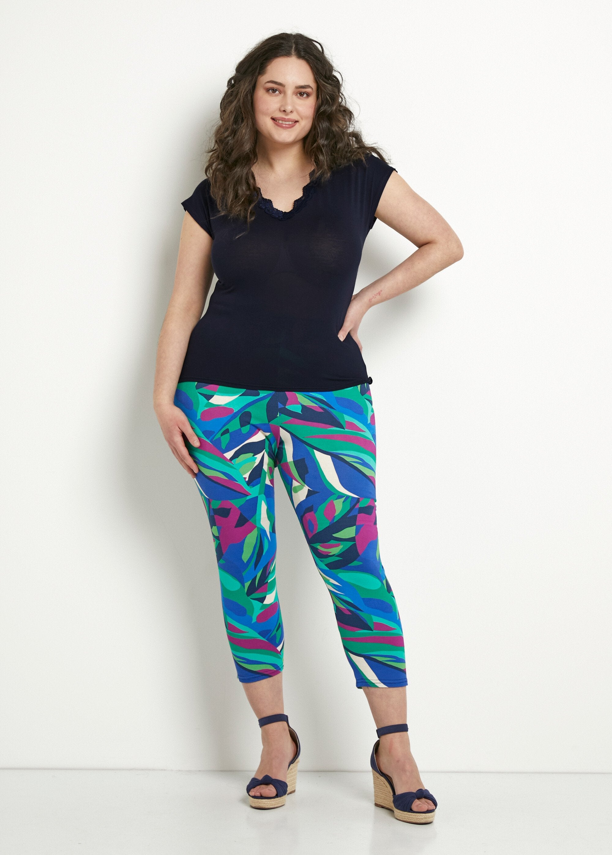 Leggings_curtas_elásticas_com_cintura_elástica_Multicolore_SF1_curvy