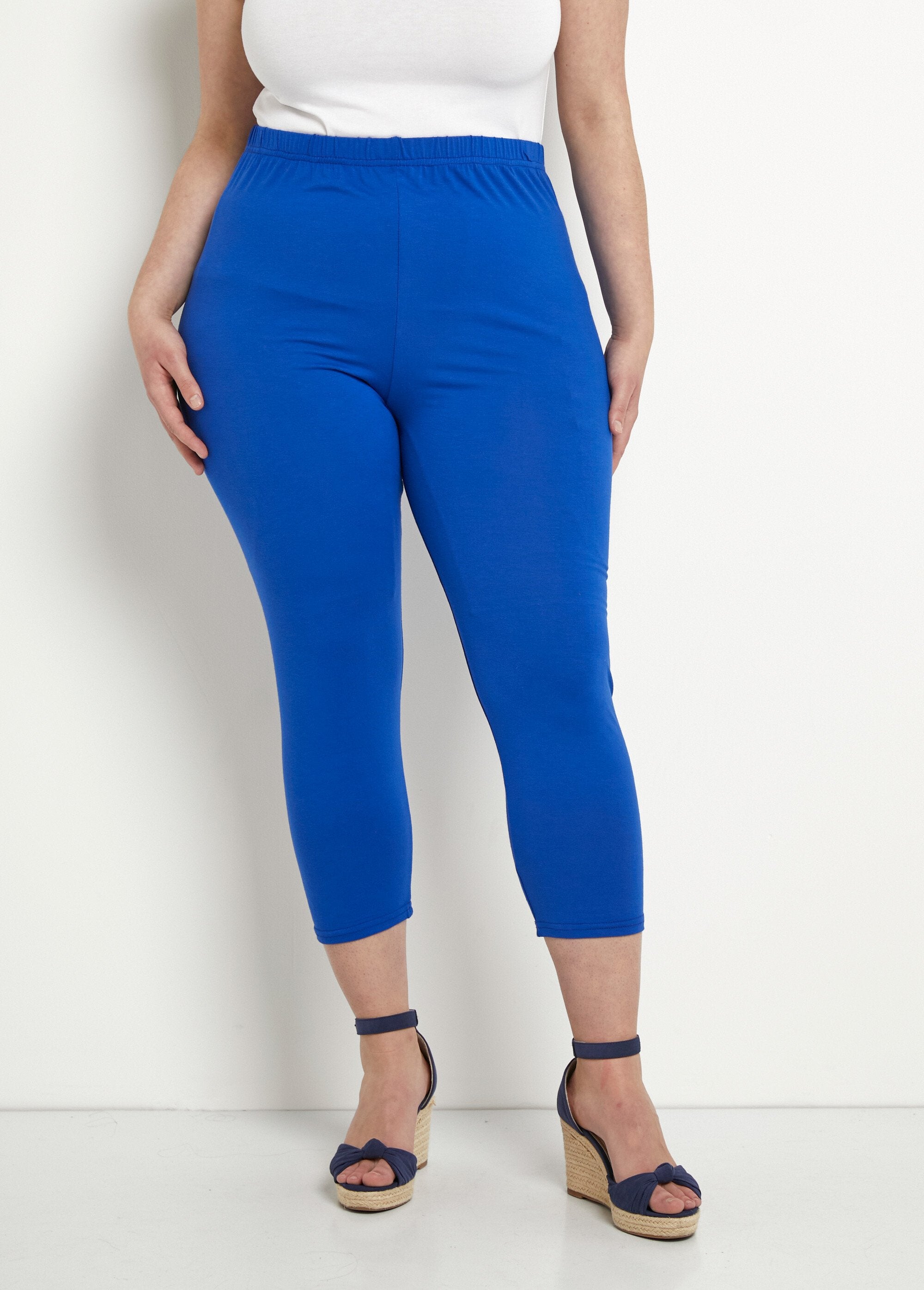 Leggings_curtas_elásticas_com_cintura_elástica_Uni_bleu_FA1_curvy