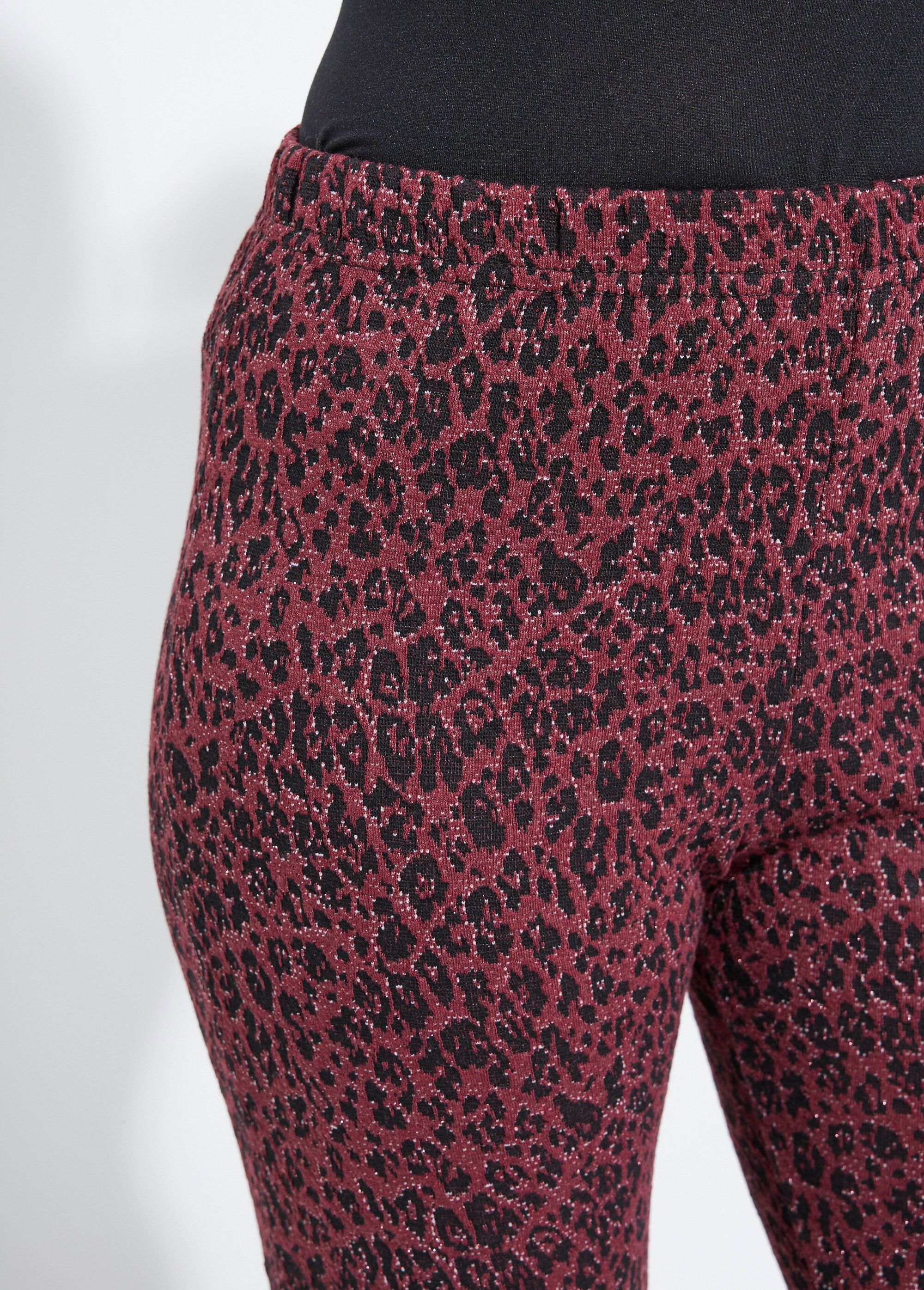 Legging_em_jacquard_de_pele_de_animal_com_cintura_elástica_Cassis_et_noir_DE1_slim