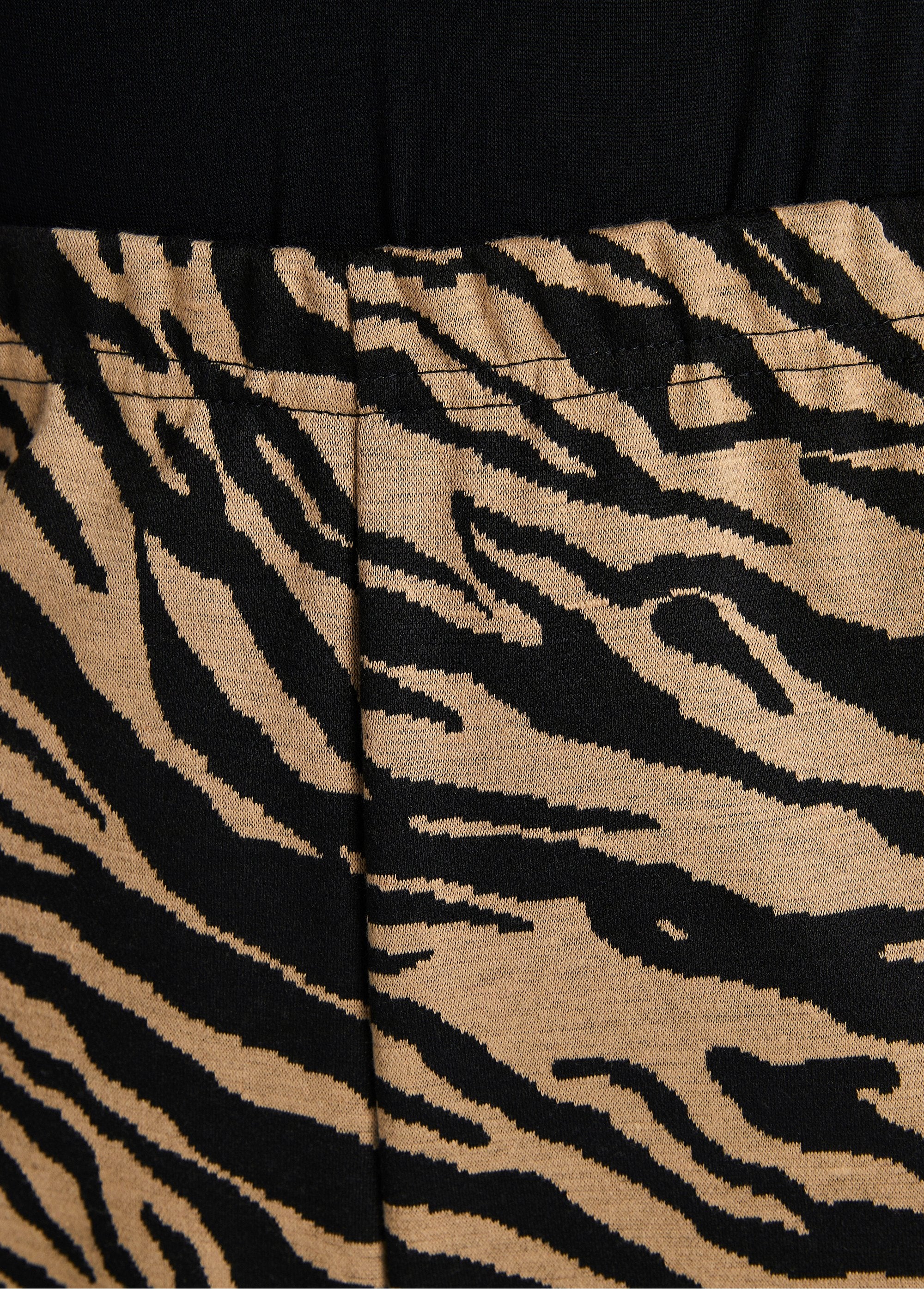 Legging_em_malha_jacquard_com_elástico_na_cintura_Camelo_zebra_DE1_slim