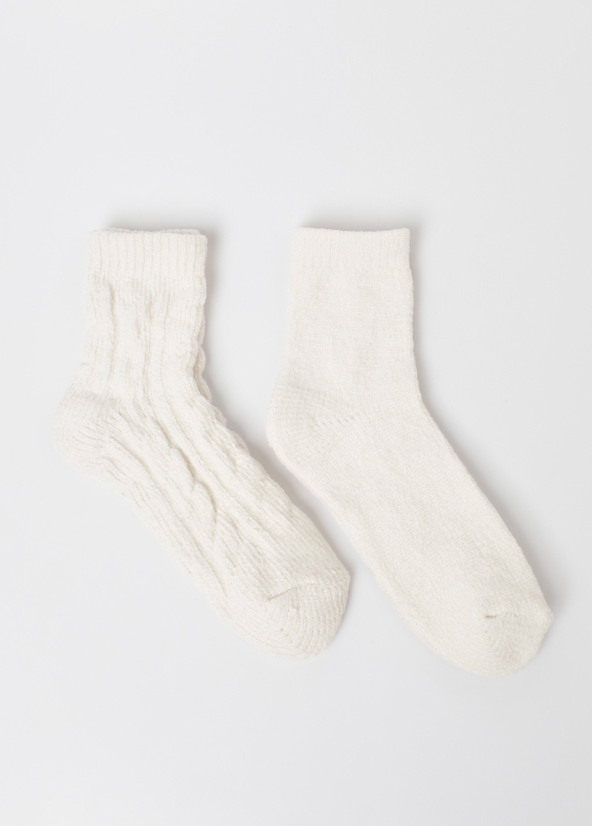 Pacote_com_2_meias_de_chenille_macias_Ecru_DE1_slim