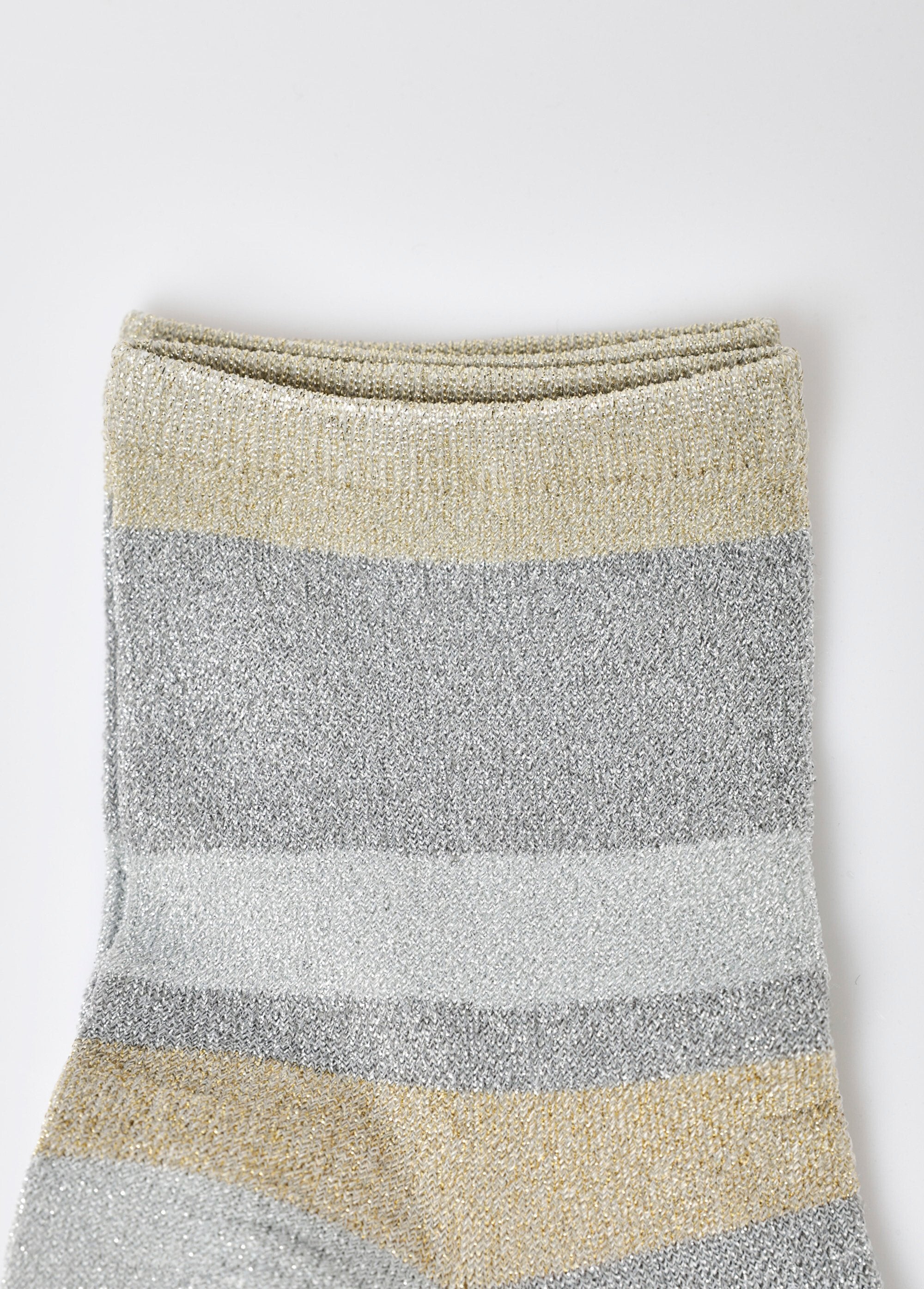 Pacote_com_2_meias_de_linha_metálica_Gris_DE2_slim