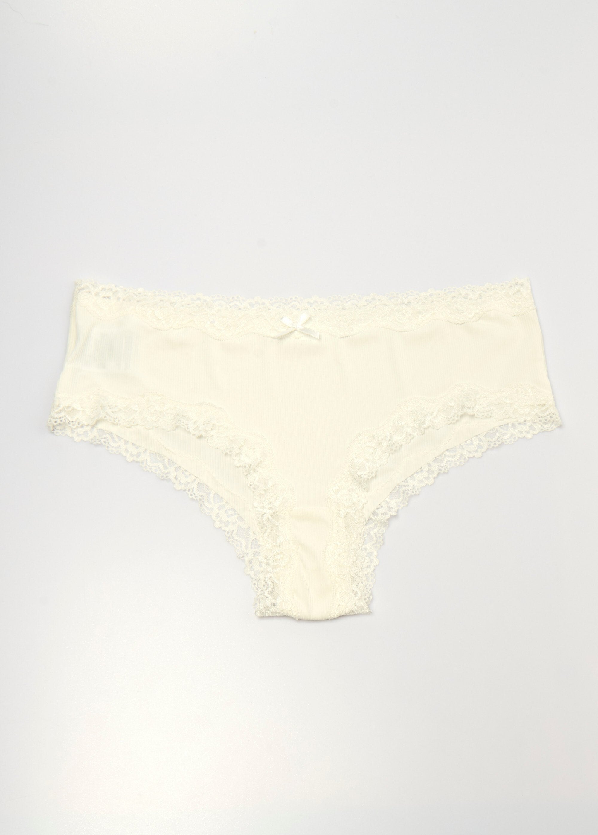 Pacote_com_2_shorts_de_microfibra_com_borda_de_renda_Blanc_et_rose_DE1_slim