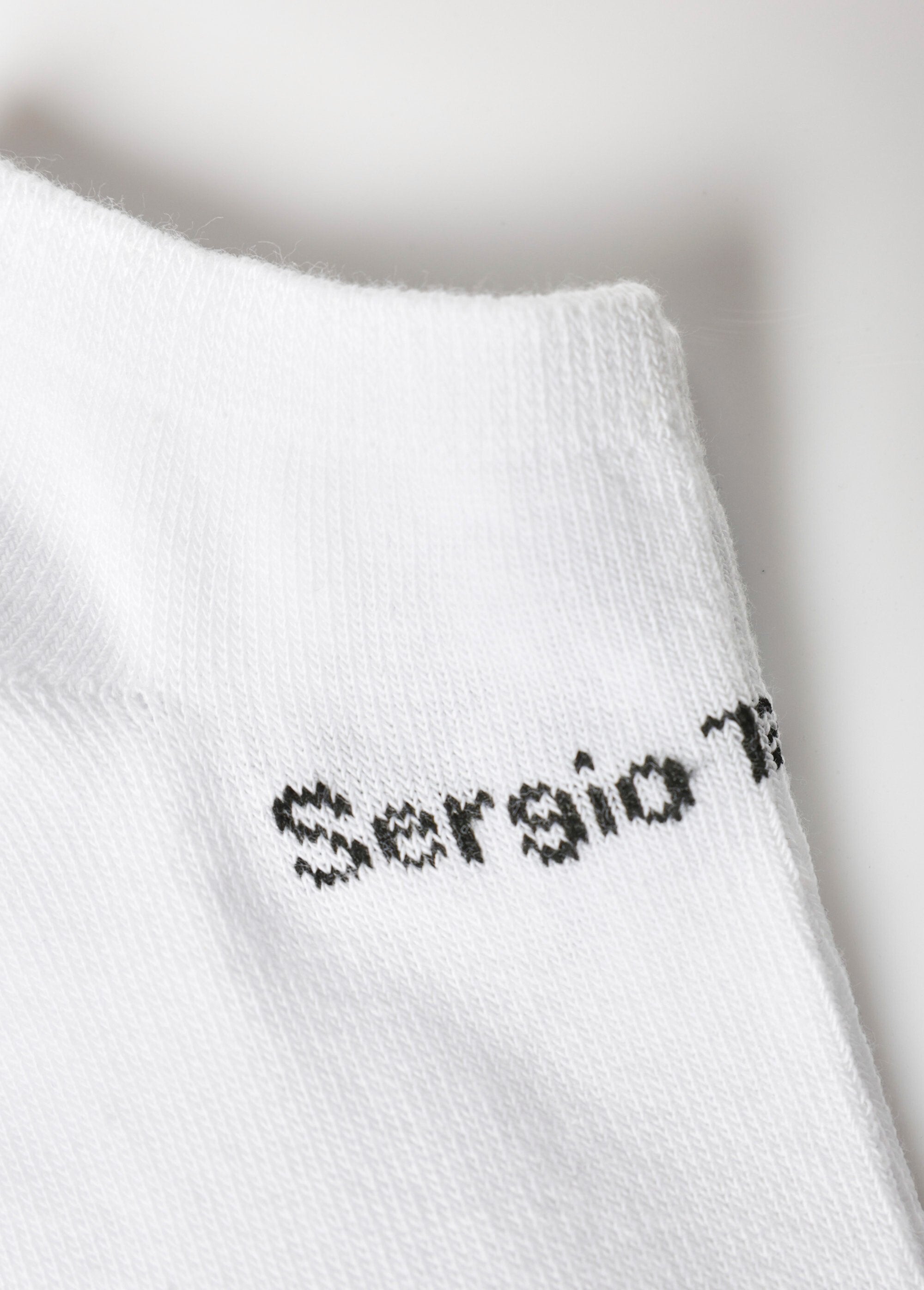 Pacote_de_3_meias_baixas_com_logotipo_Blanc_DE2_slim