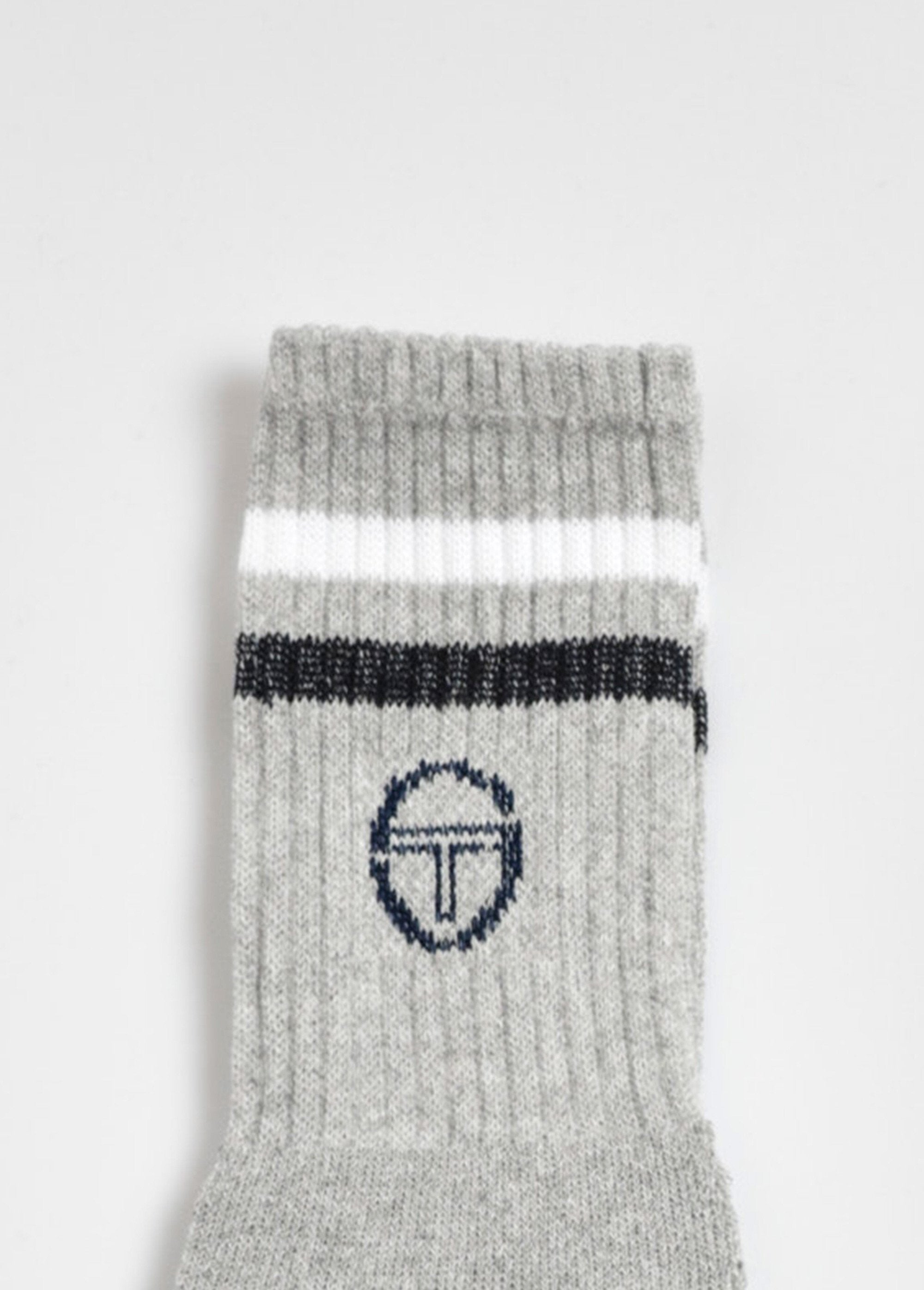 Pacote_com_3_meias_esportivas_forradas_Assortis_noir_DE2_slim