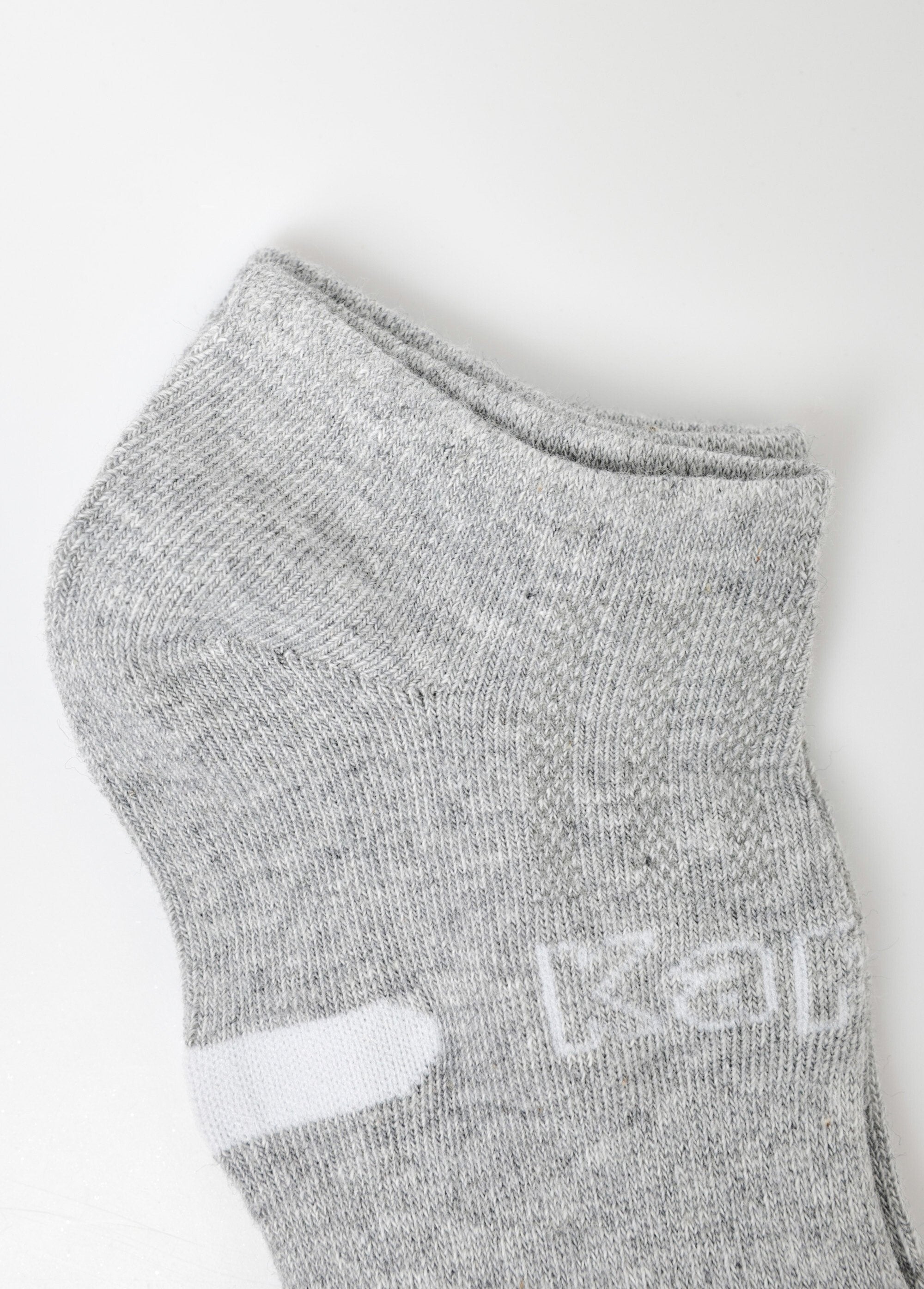 Pacote_com_3_meias_sortidas_com_logo_e_linha_Assortis_rose_DE2_slim